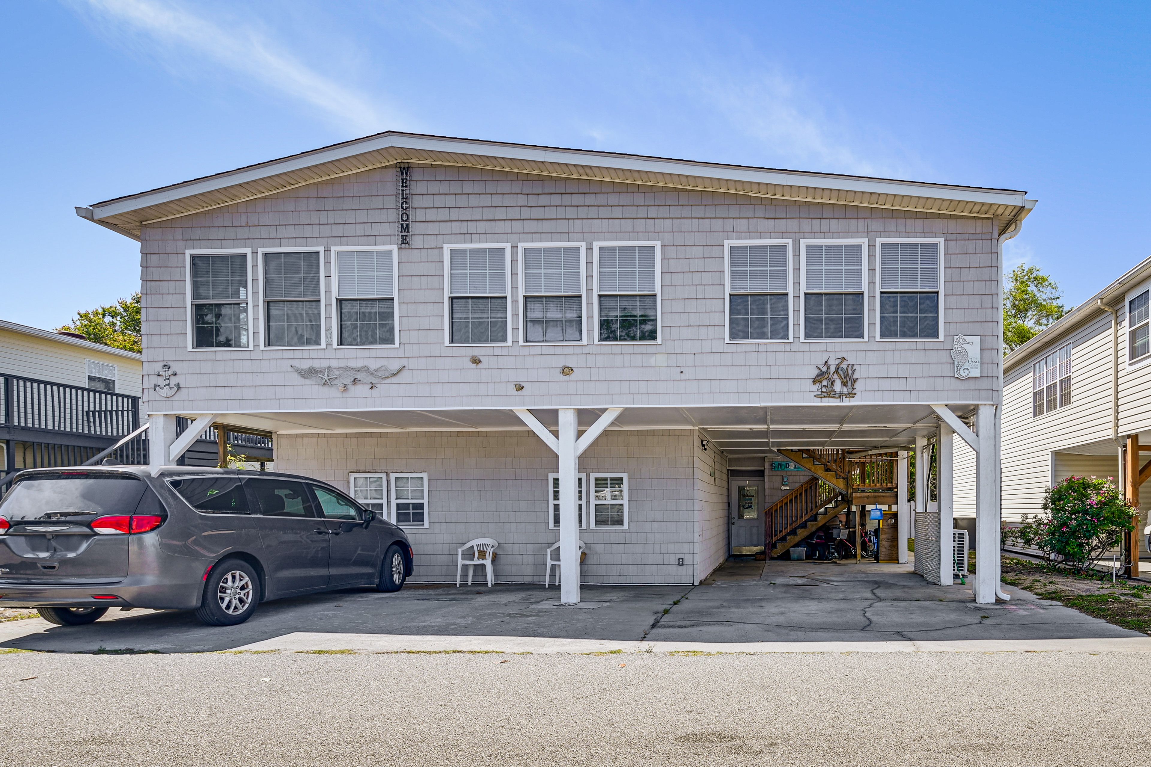 Driveway Parking | 2 Vehicles