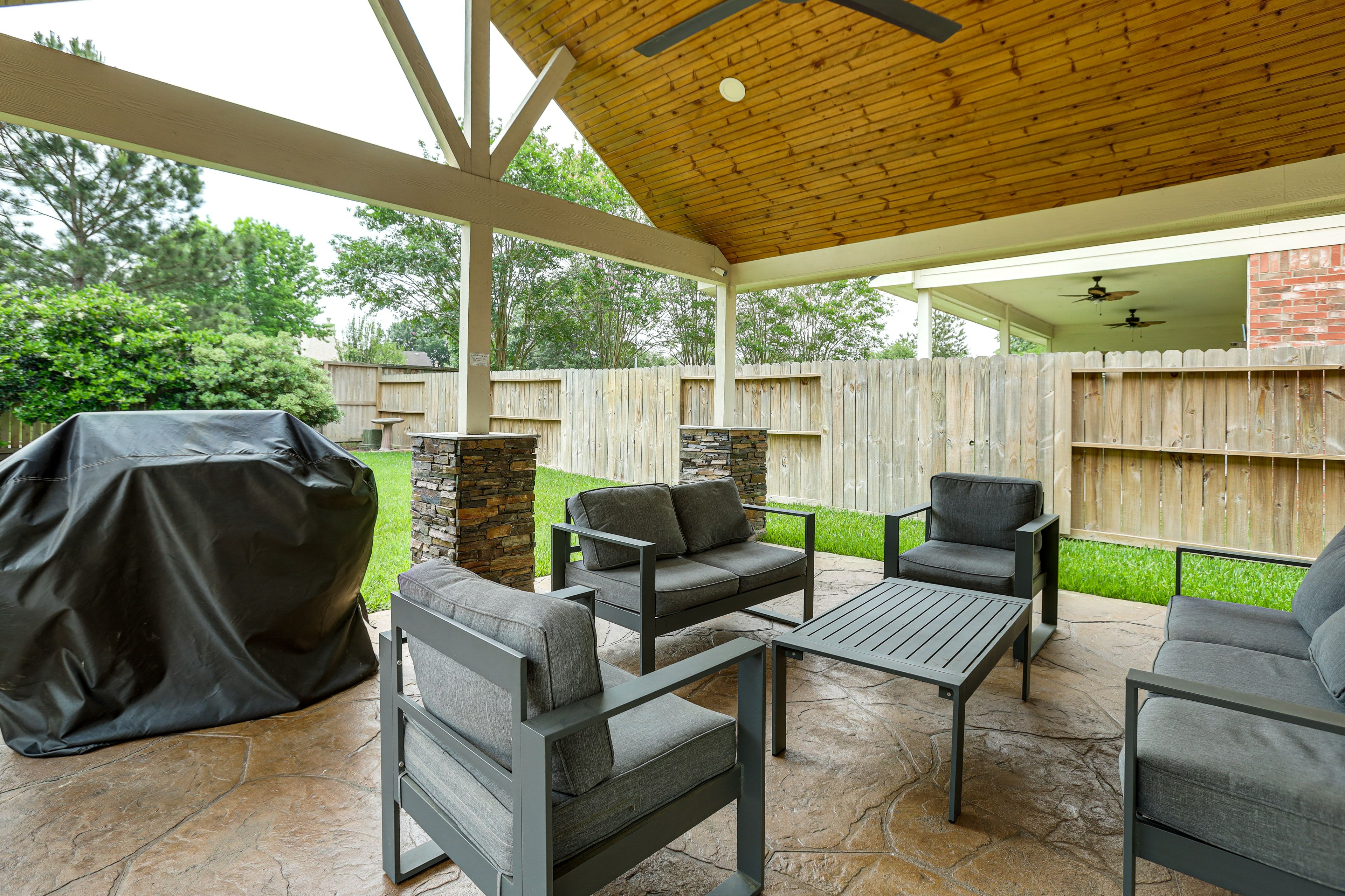 Furnished Patio