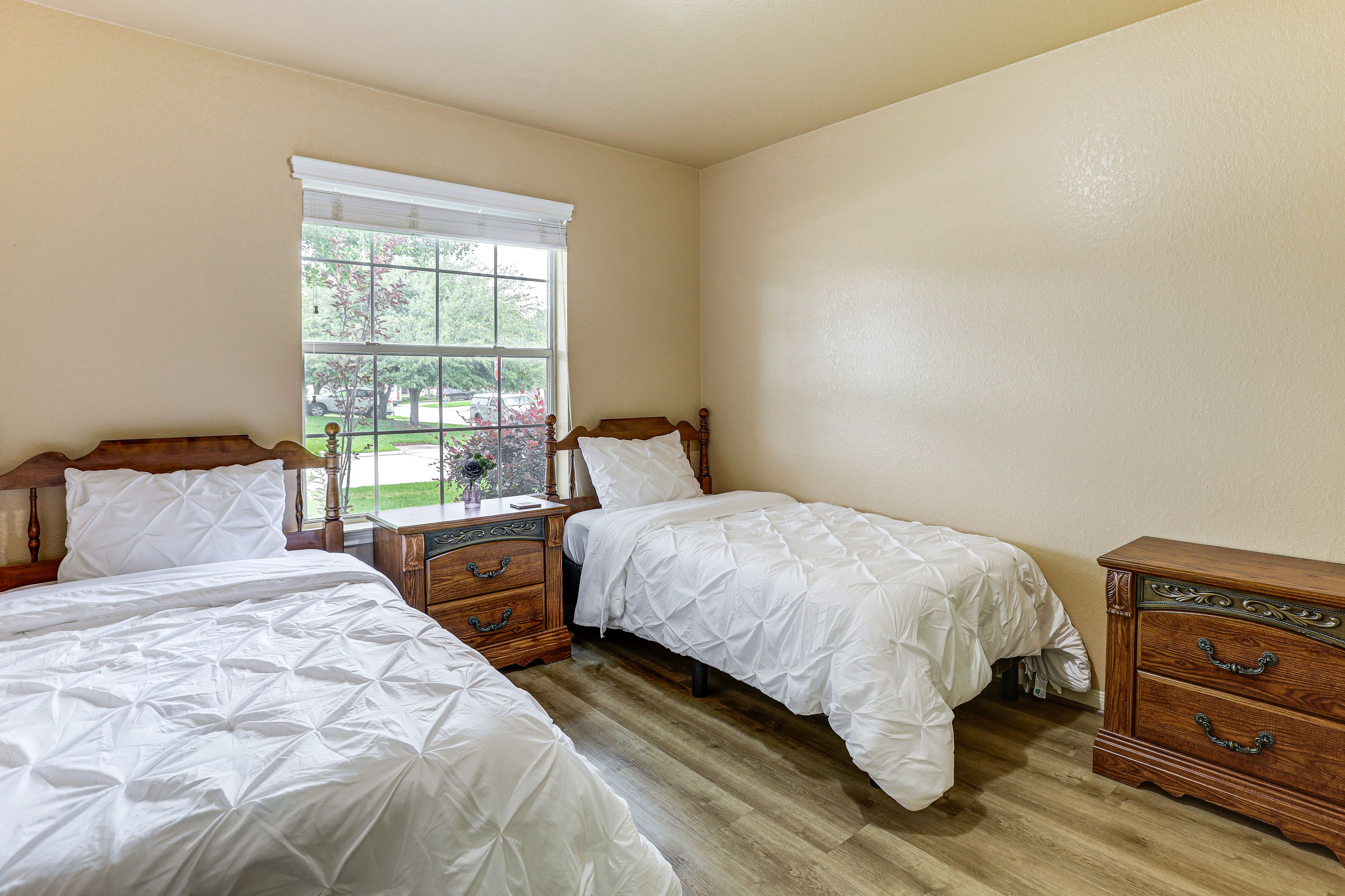 Bedroom 4 | 2 Twin Beds