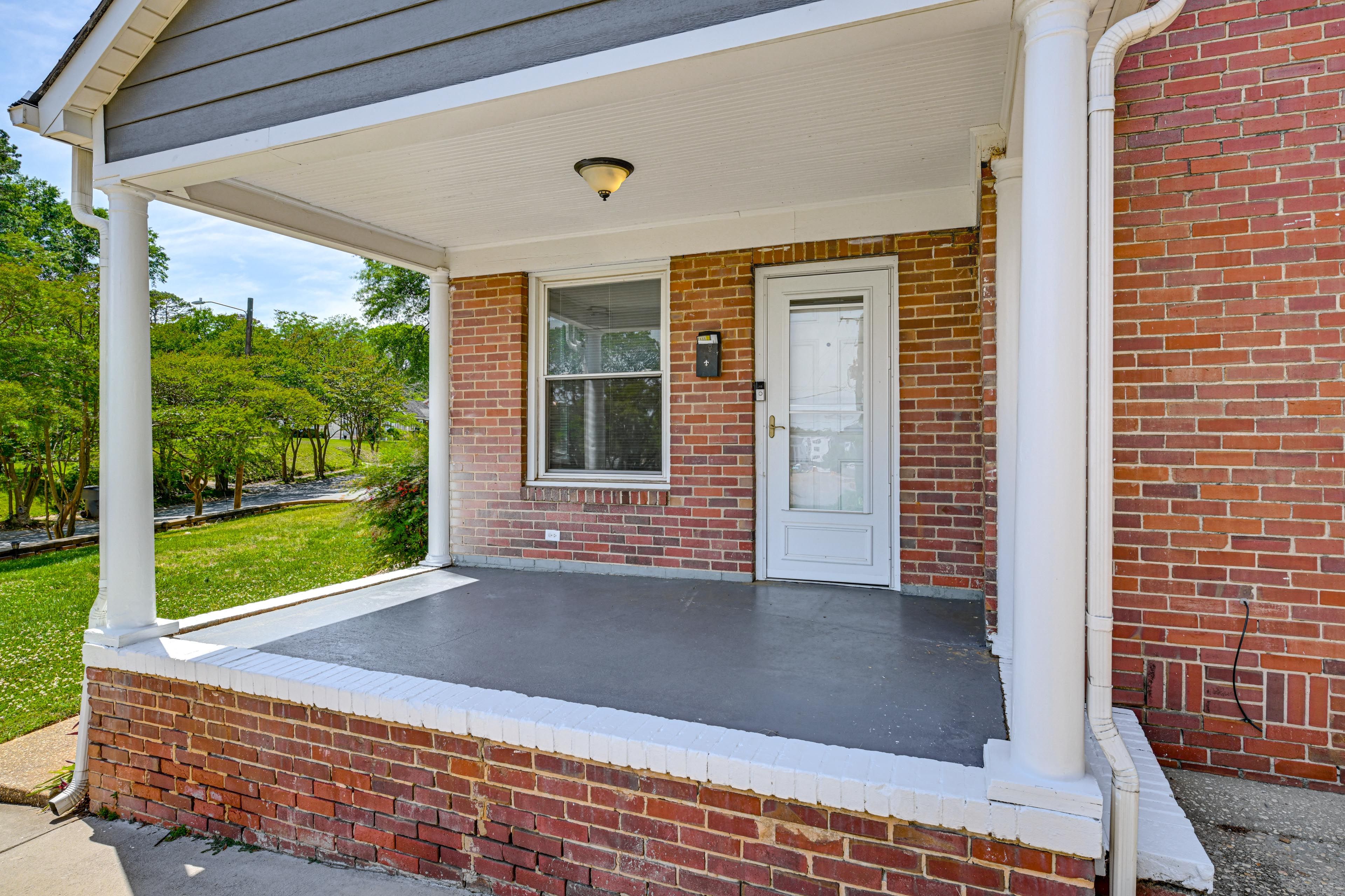 Exterior | Driveway & Parking Pad (4 Vehicles)