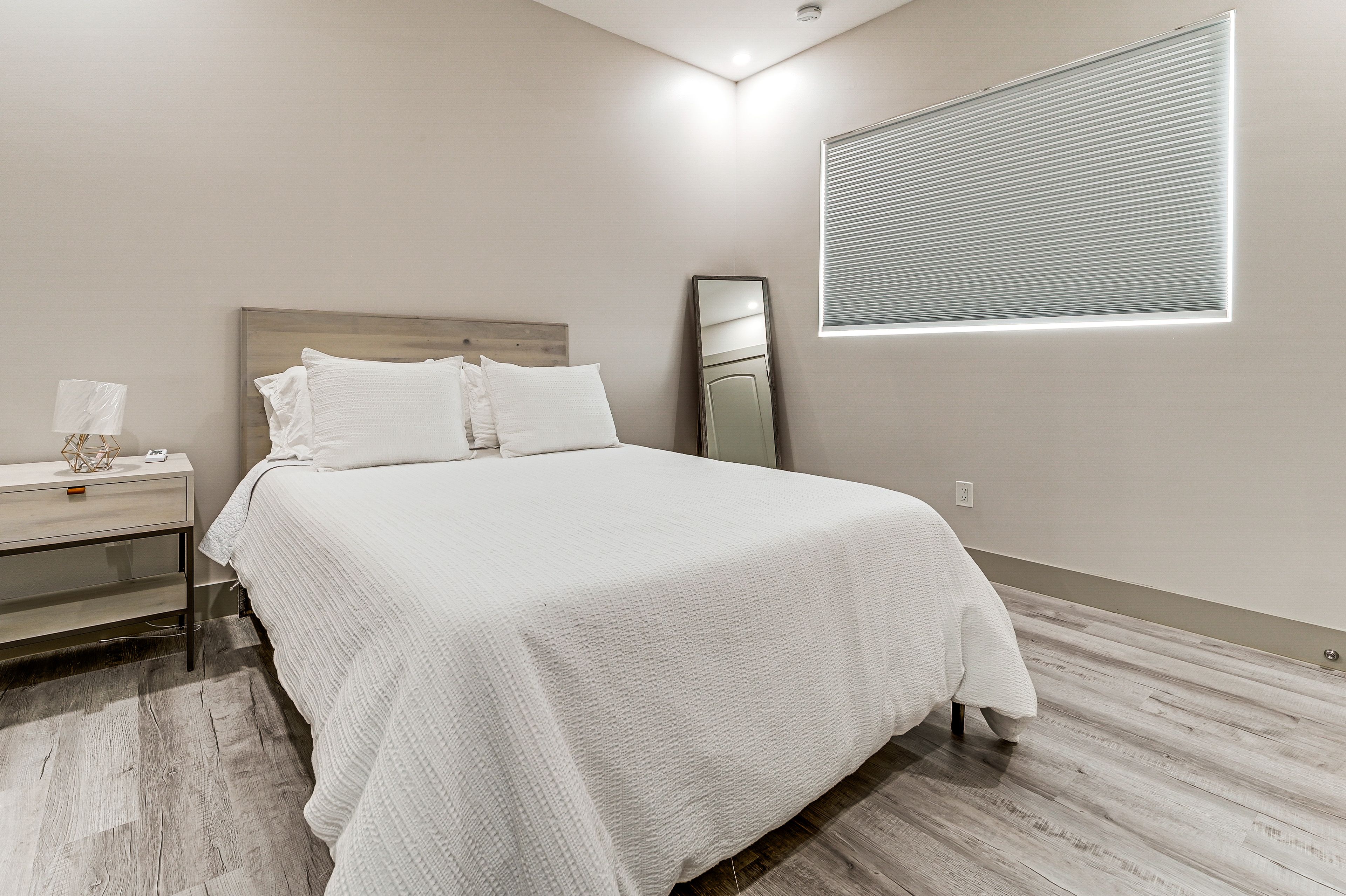 Bedroom 2 | 2nd Floor | Queen Bed