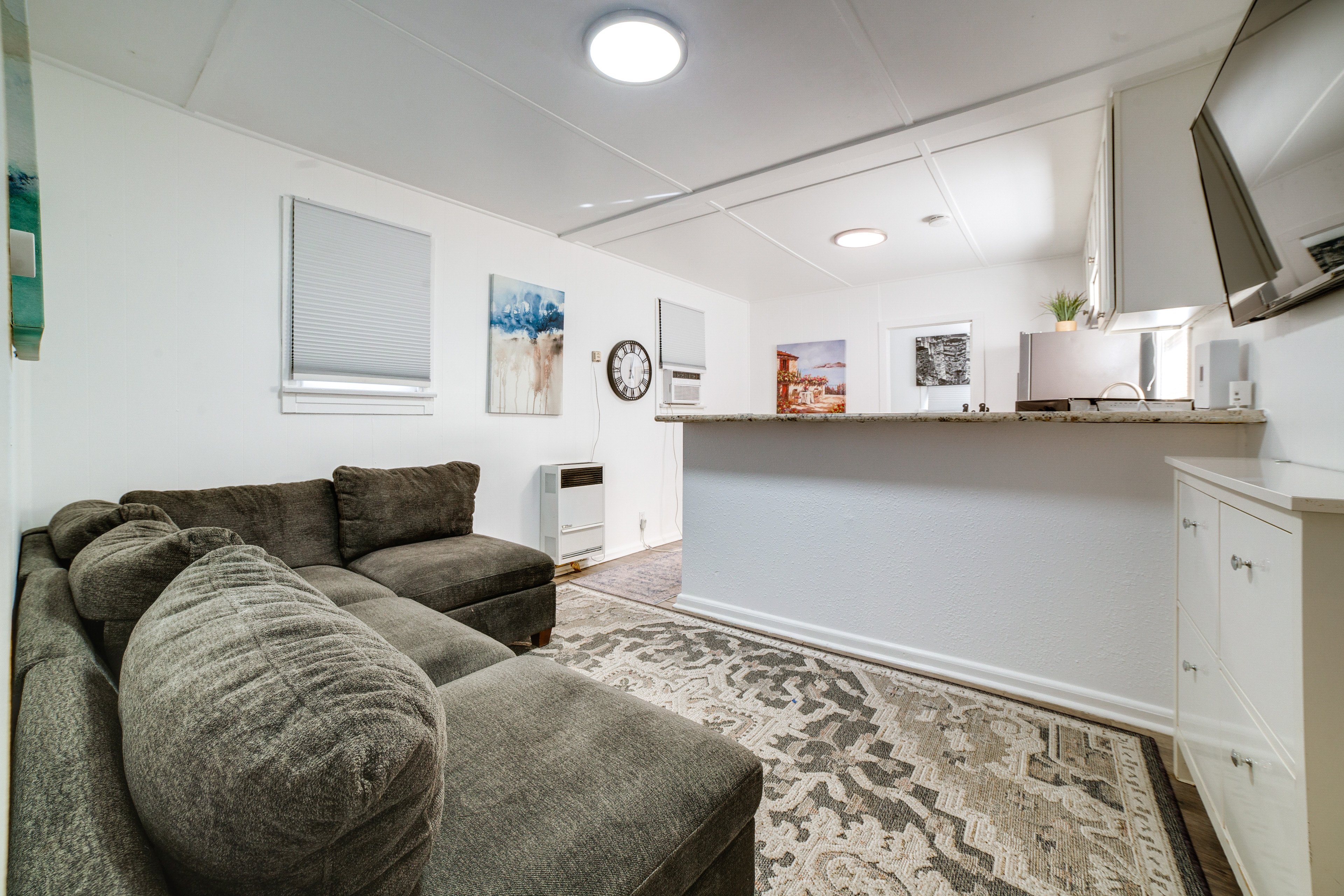 Riverside Vacation Rental | 1BR | 1.5BA | 1,244 Sq Ft | 1 Step to Enter