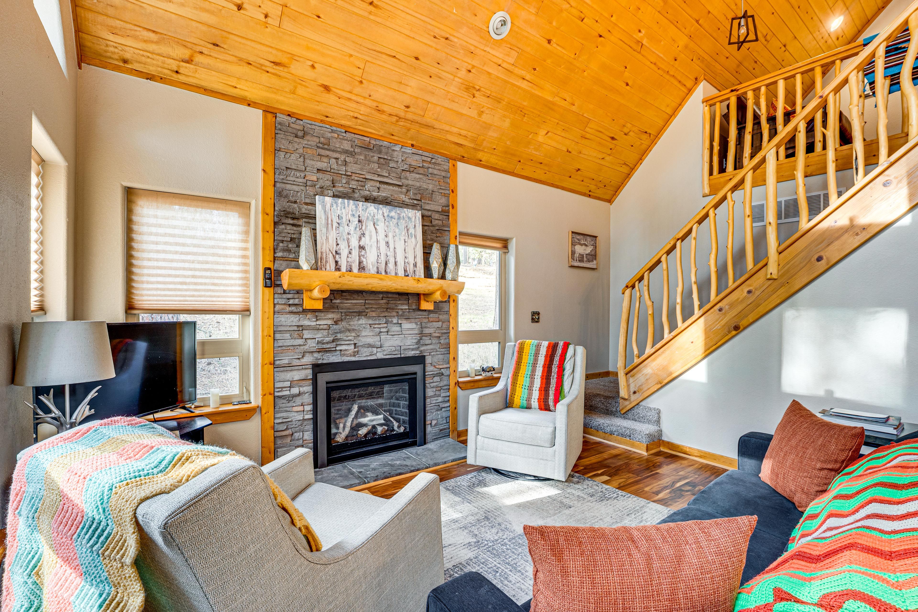 Living Room | Sleeper Sofa | 1st Floor