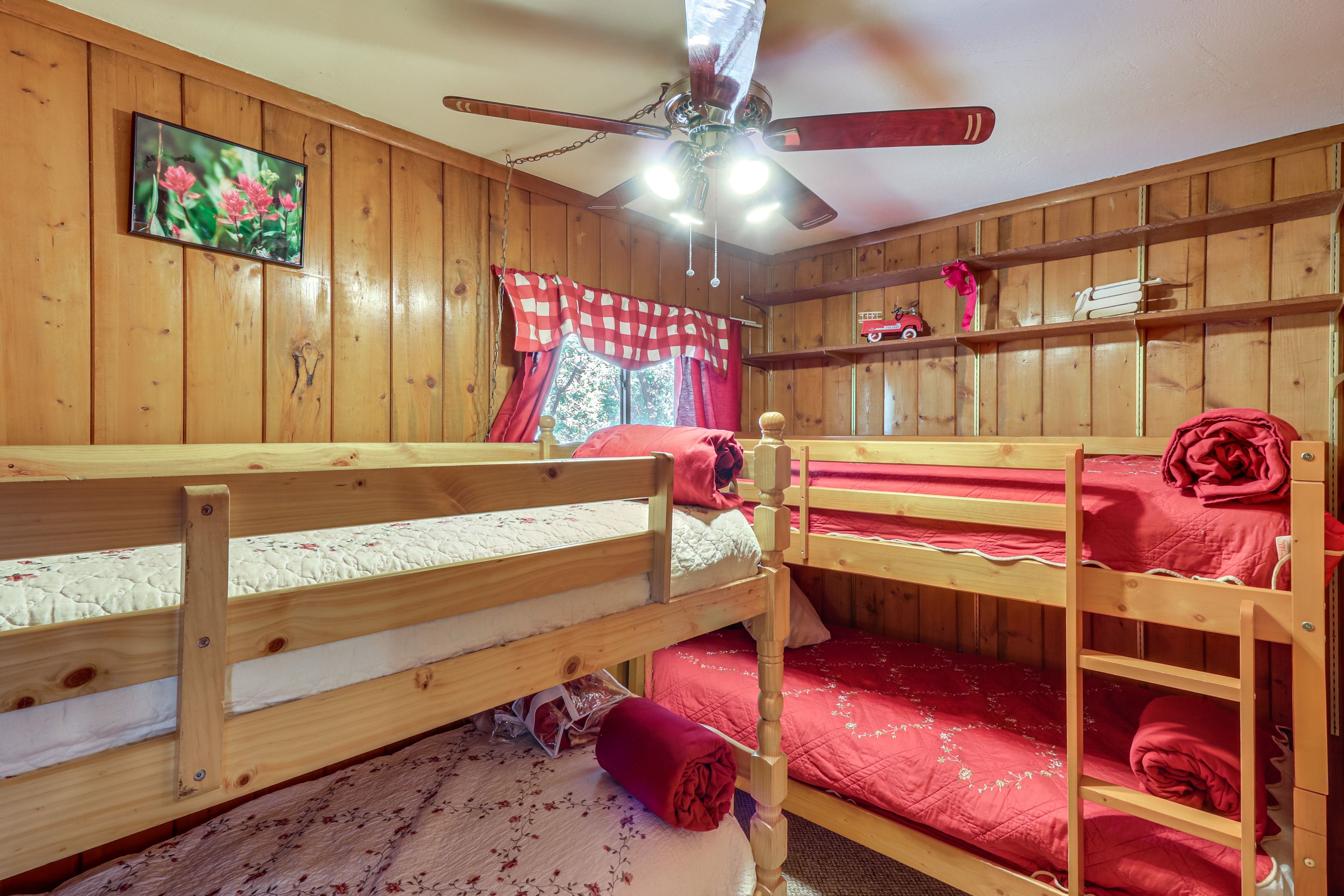 Bedroom 4 | 2 Twin Bunk Beds