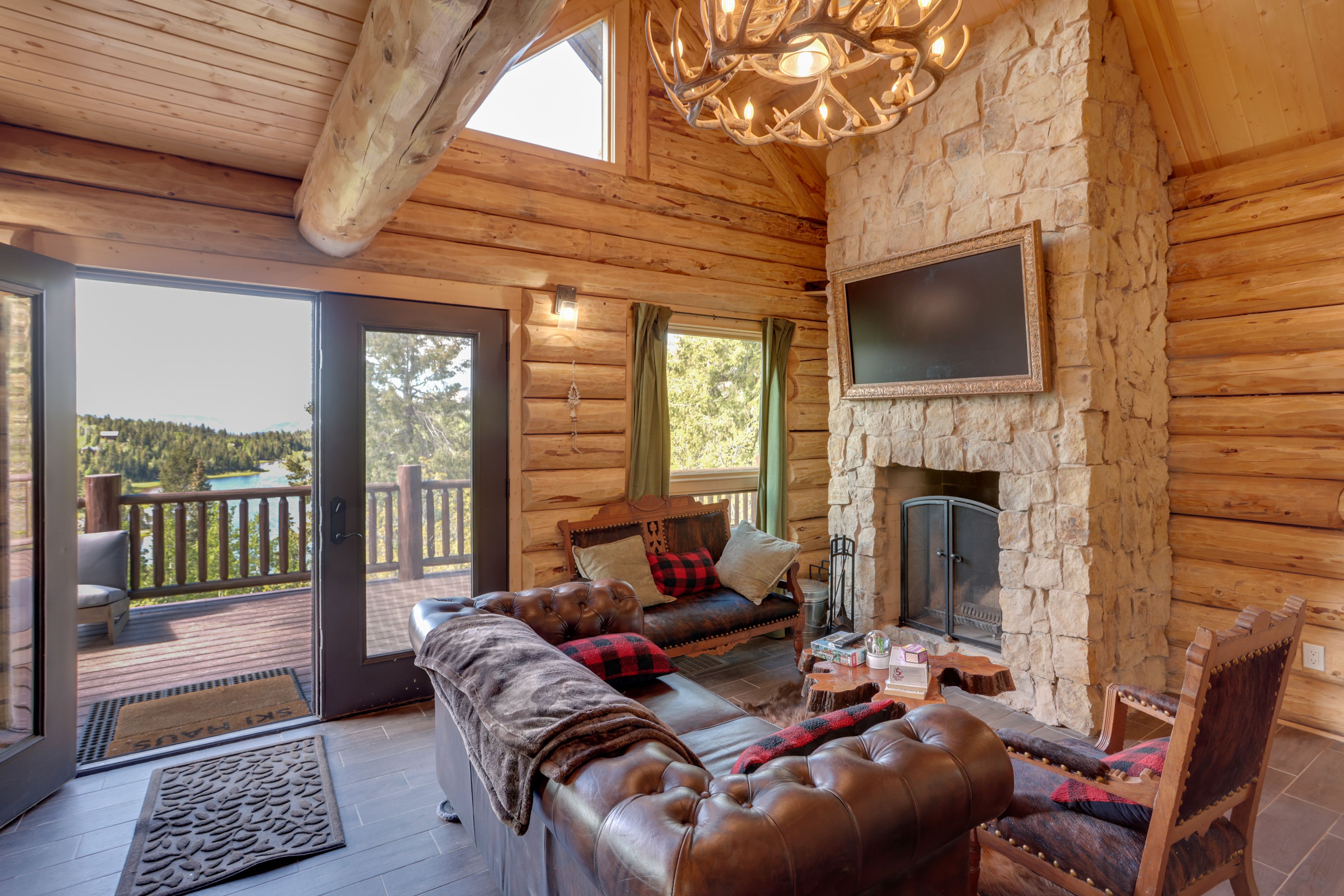 Living Room | 1st Floor