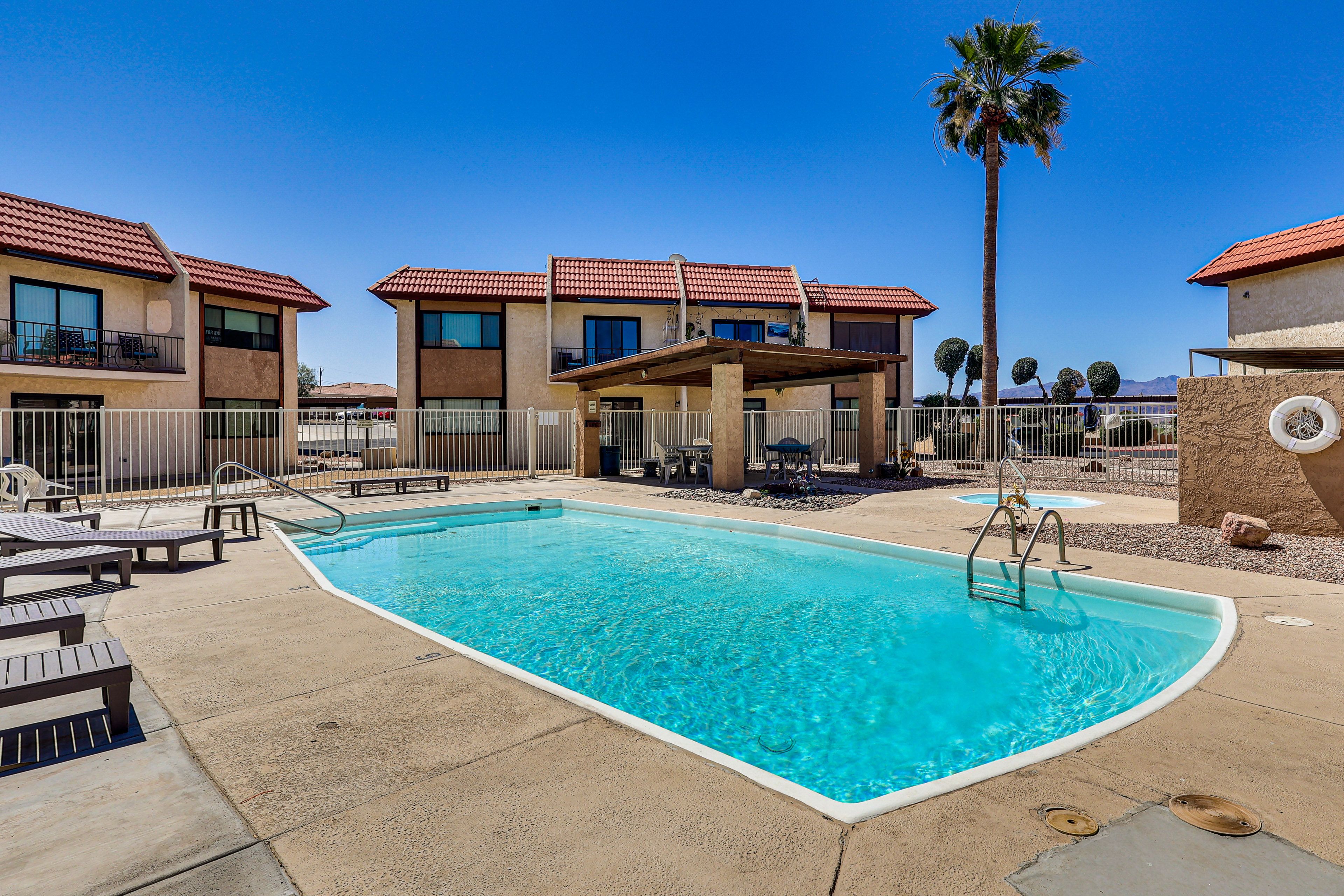 Pecos Villas Condos | Community Amenities