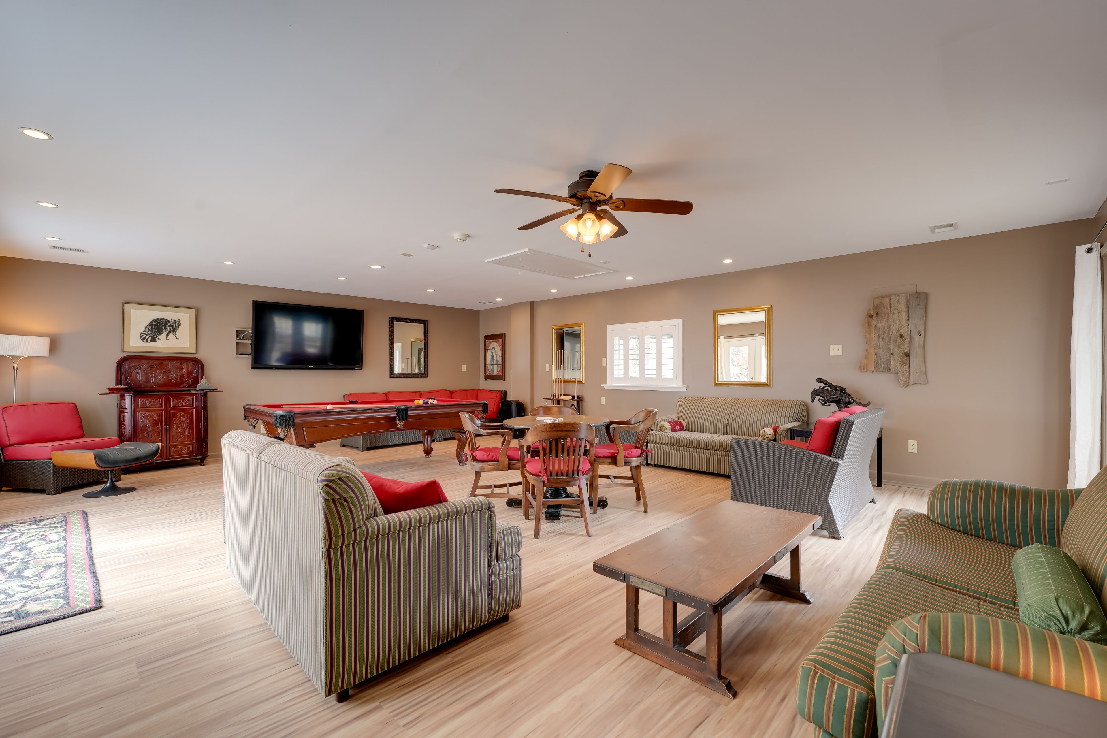 Spitfire Acres Game Room | Pool Table | 2 Full Sleeper Sofas | Main Floor