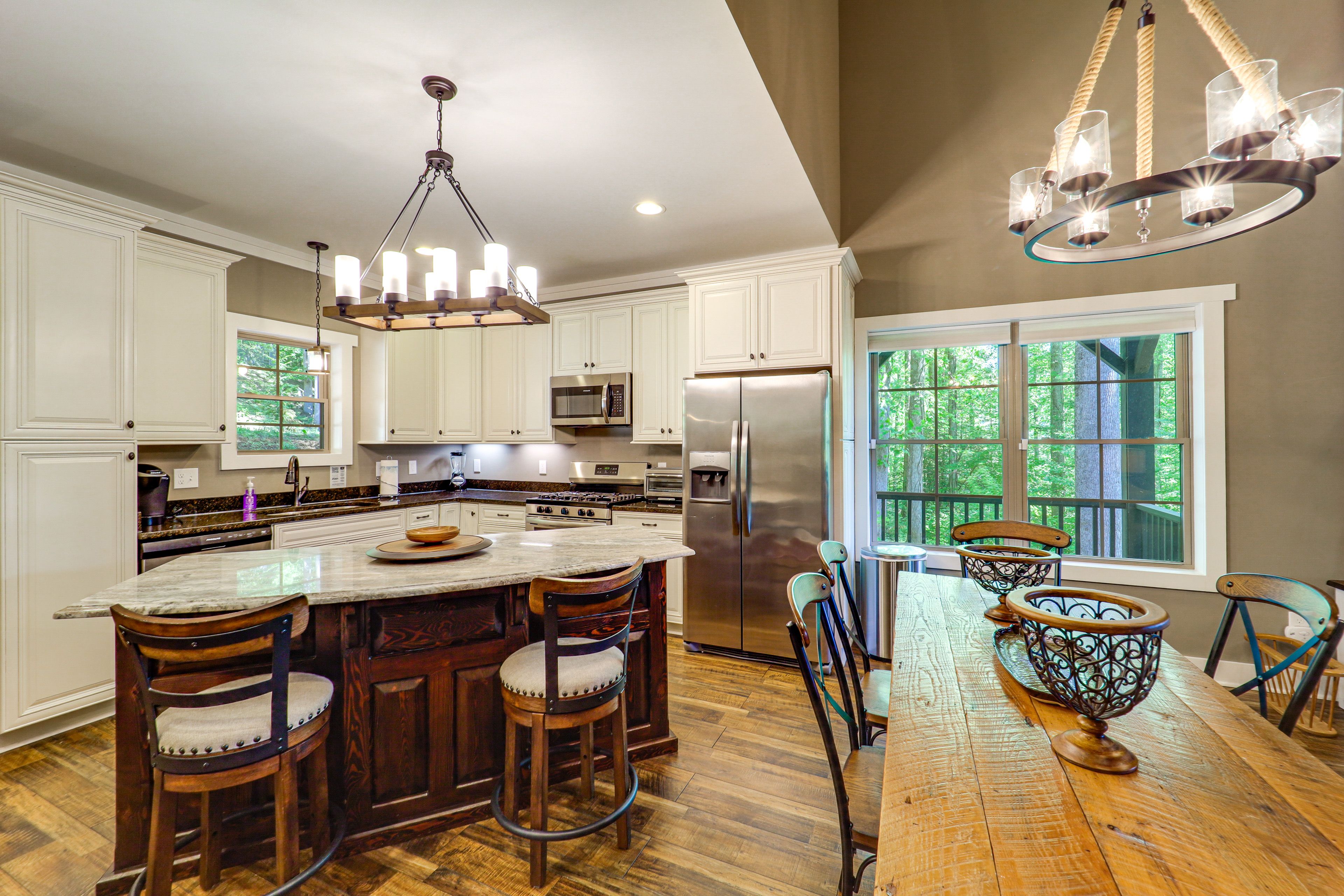 Kitchen | Dishwasher | 1st Floor