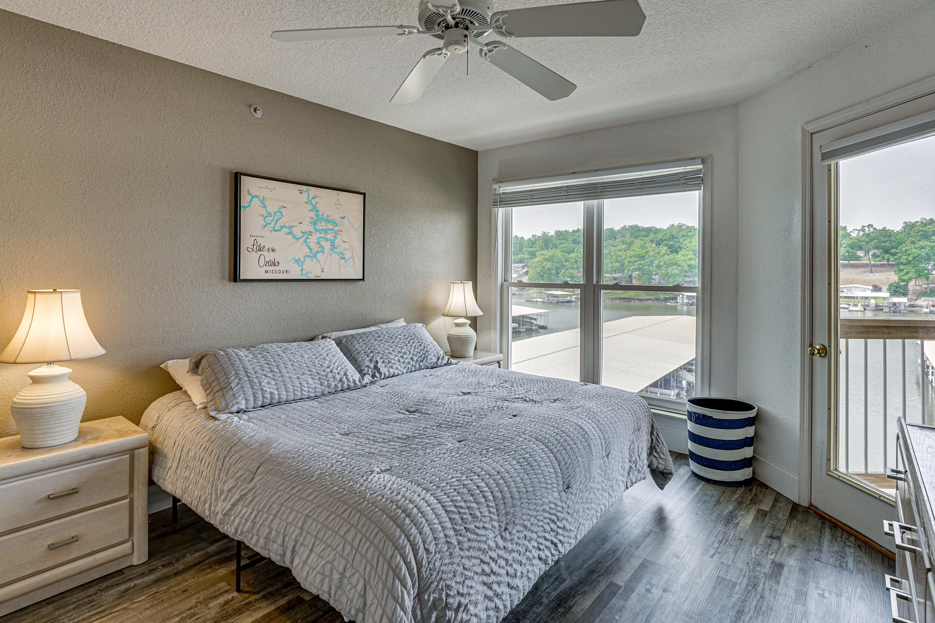 Bedroom 1 | King Bed
