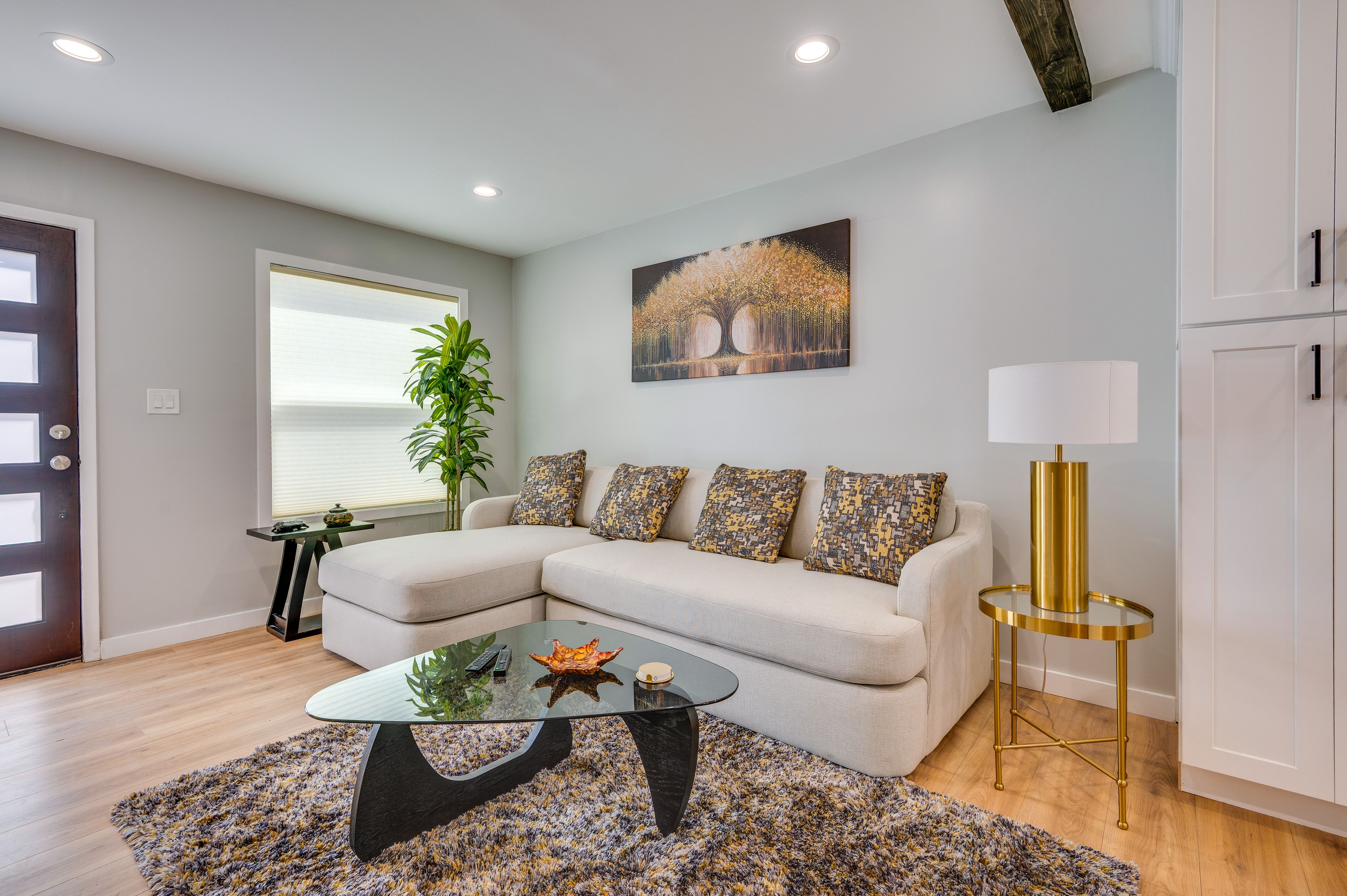 Living Room | Smart TV | 1st Floor