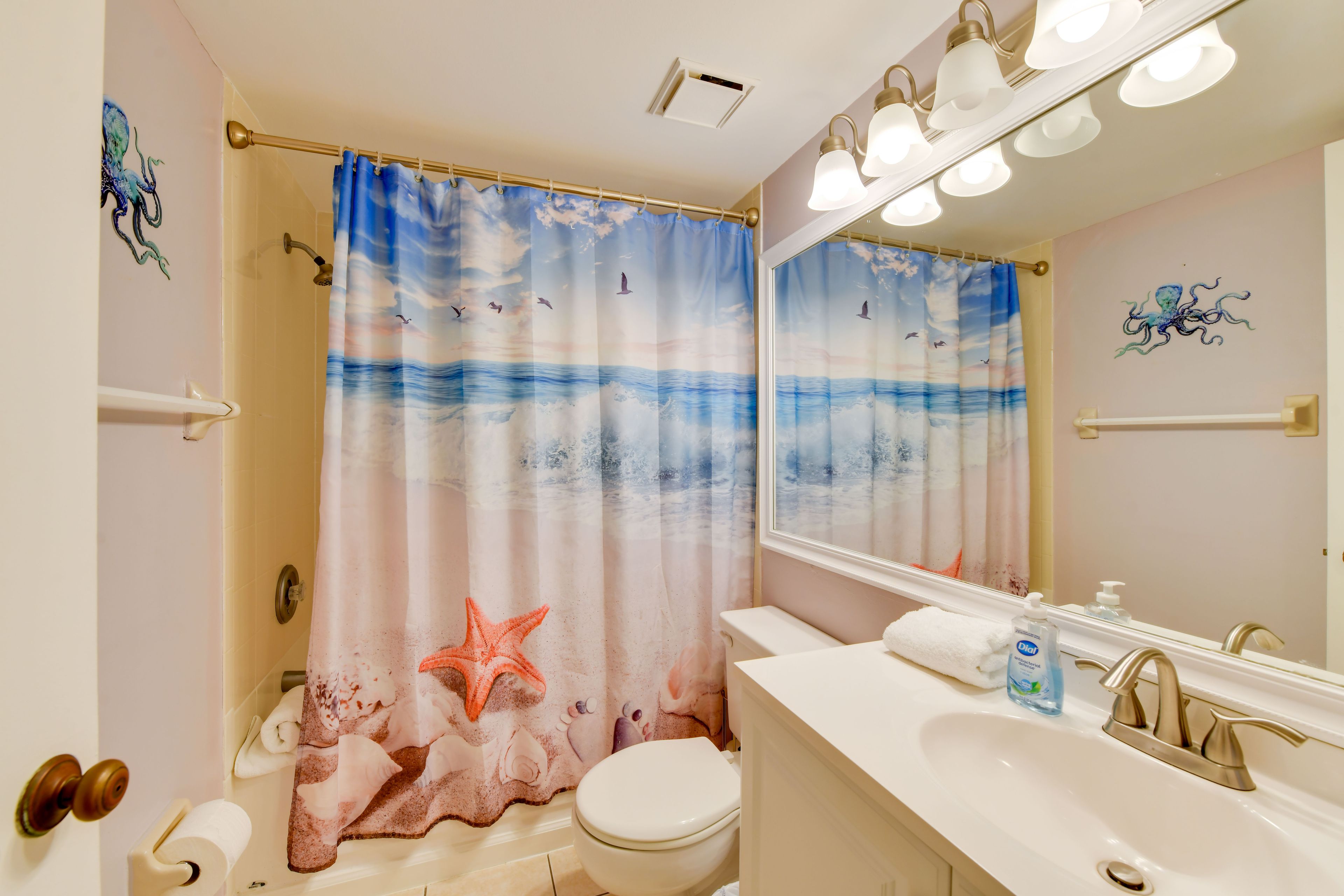 Full Bathroom