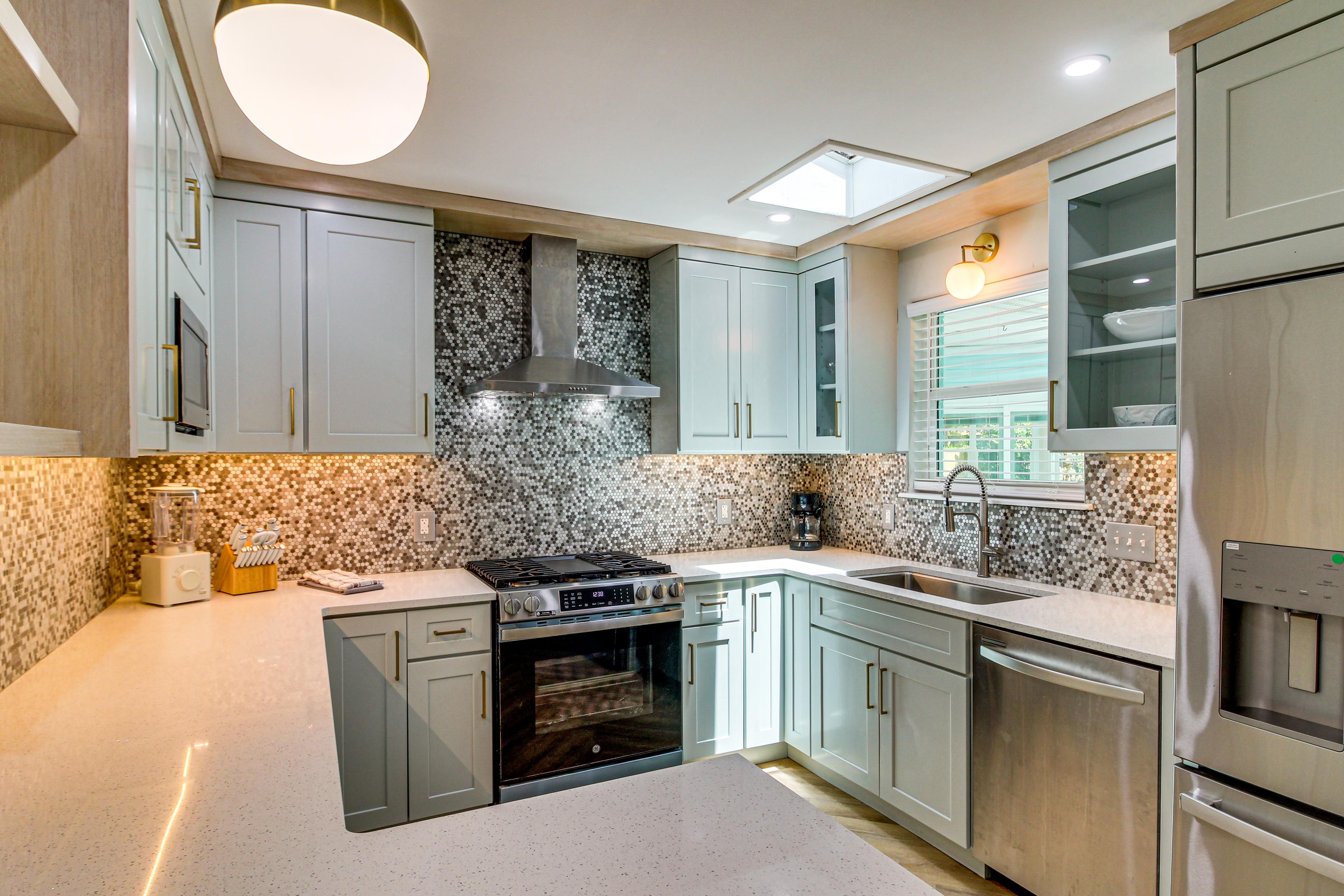 Kitchen | Dishwasher | Blender