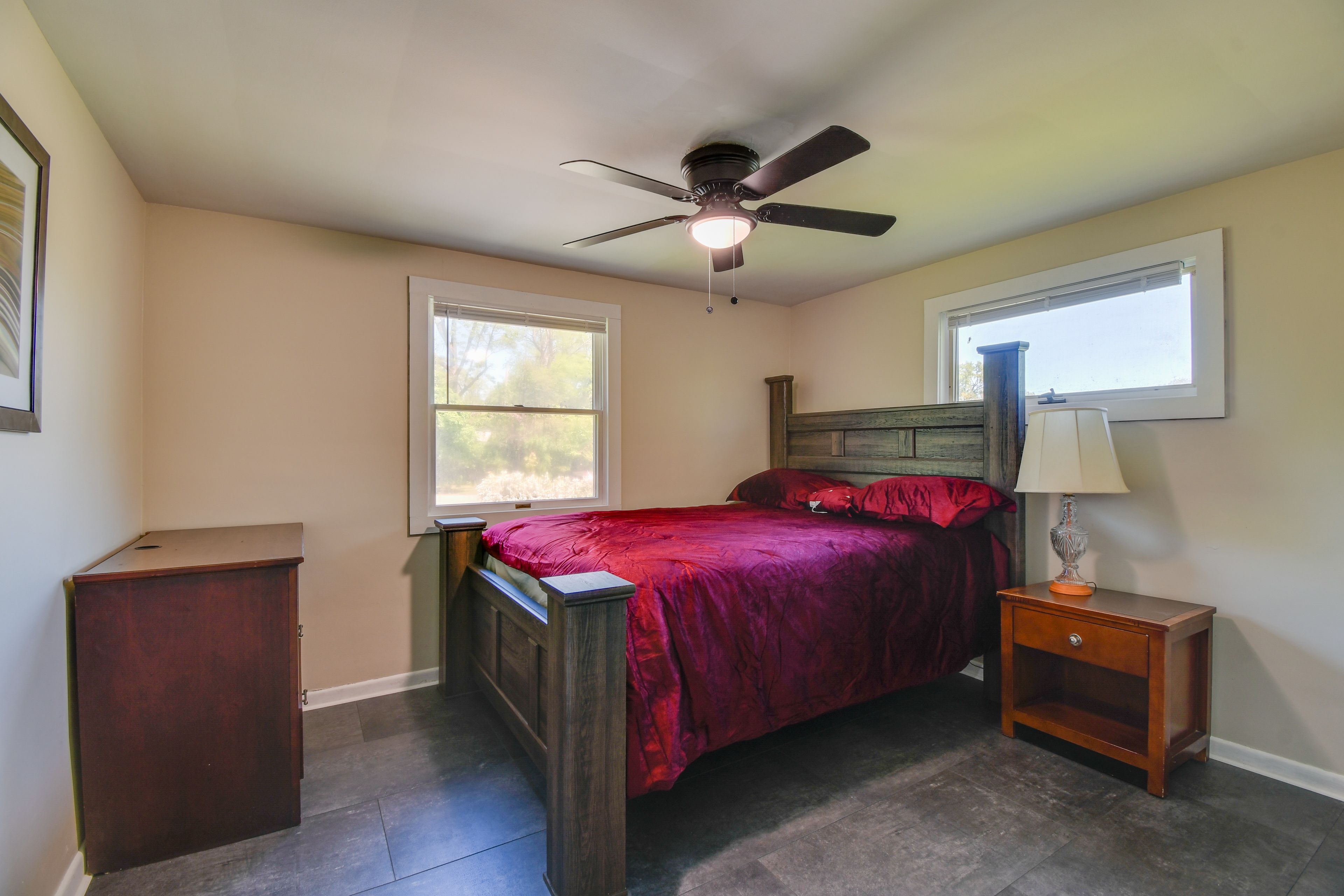 Bedroom 2 | Queen Bed