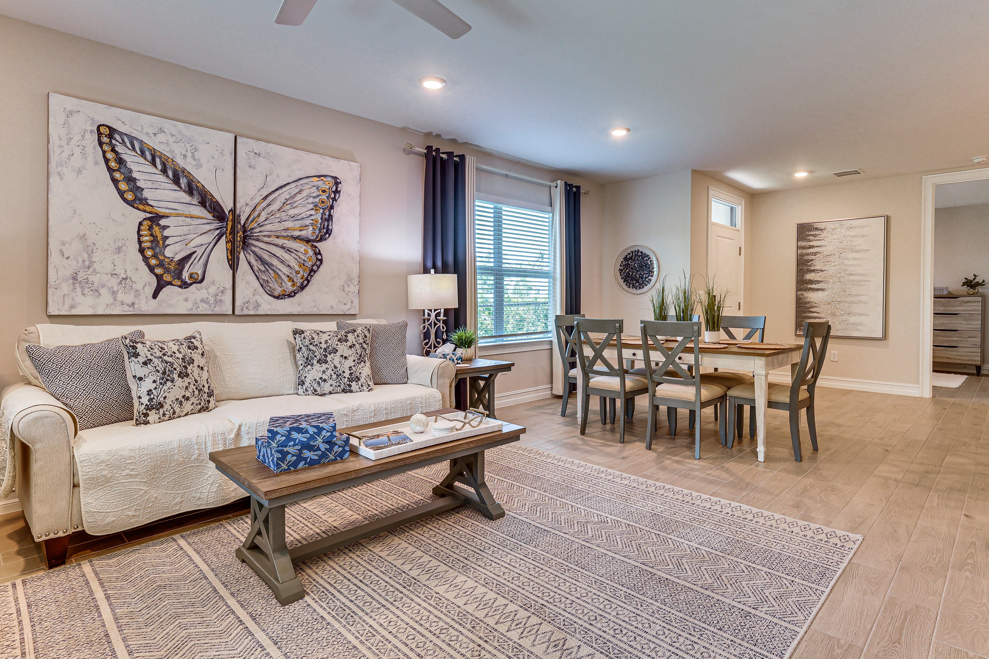 Living & Dining Area
