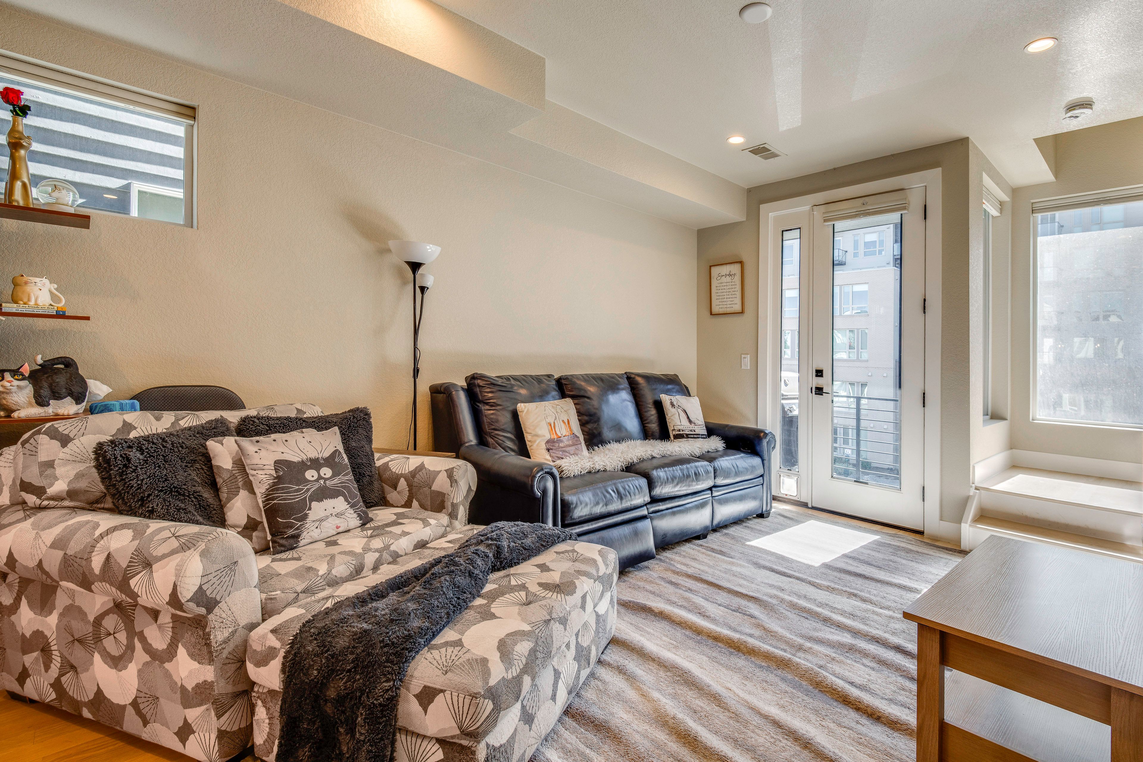 Living Room | Central Heating & A/C