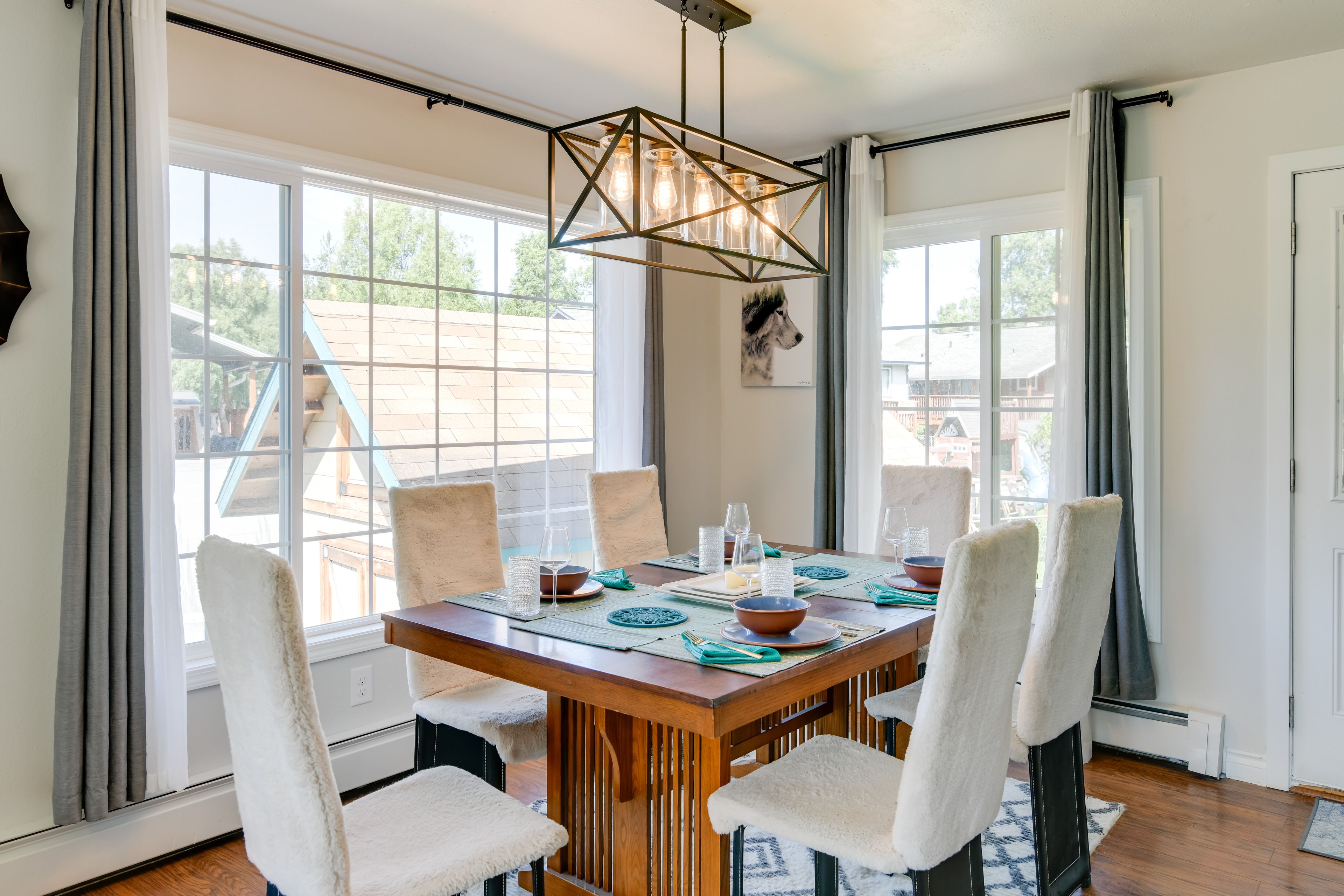 Dining Area | 2nd Floor