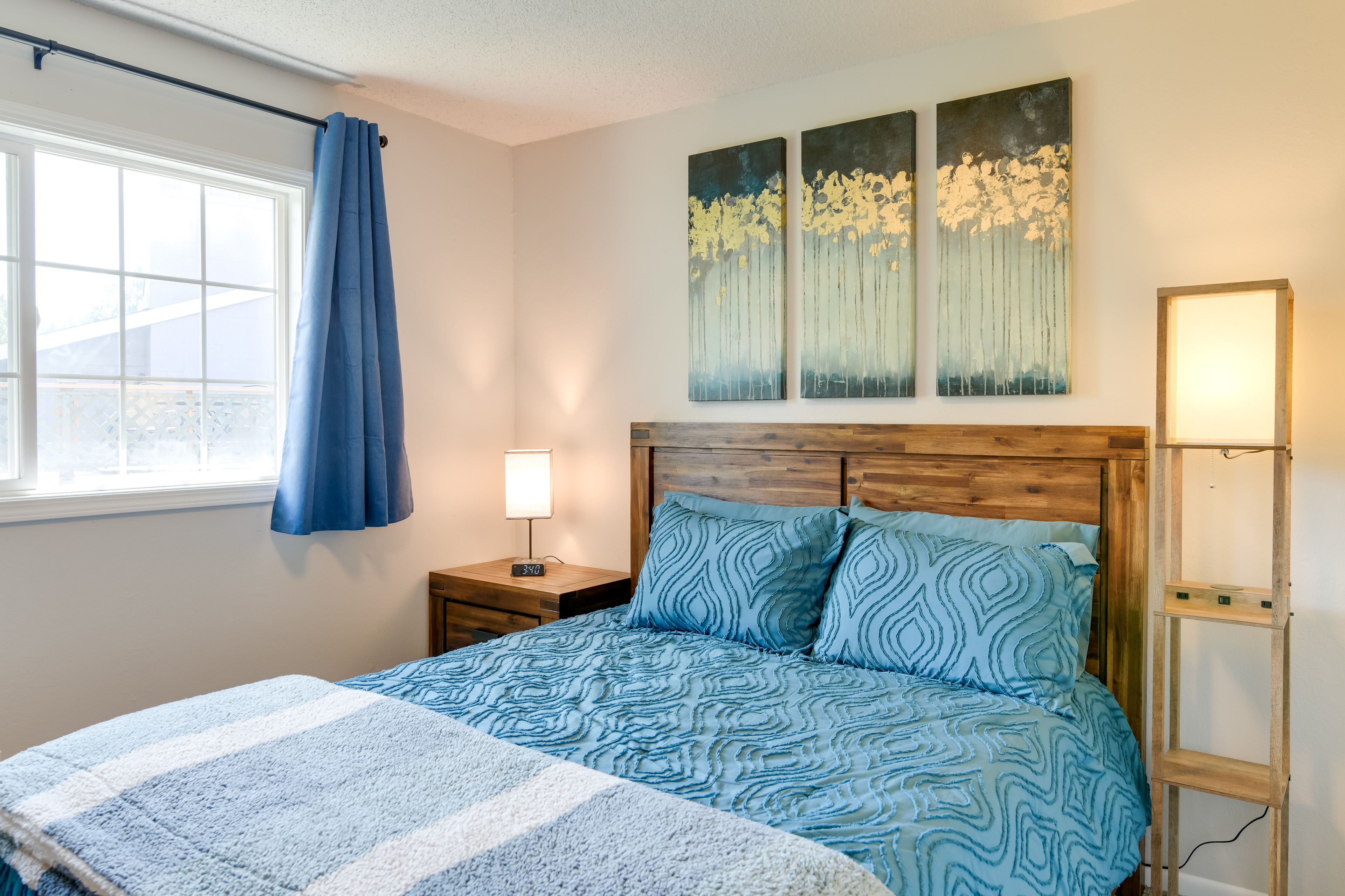 Bedroom 4 | Queen Bed | 2nd Floor