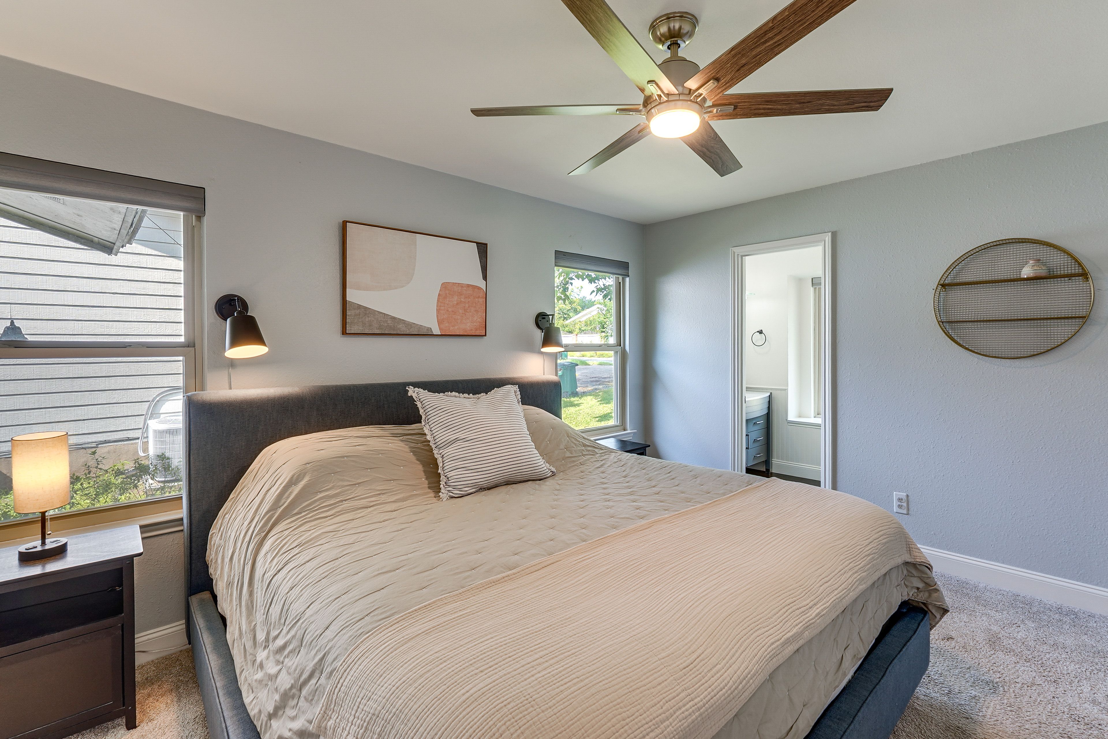 Bedroom 1 | King Bed