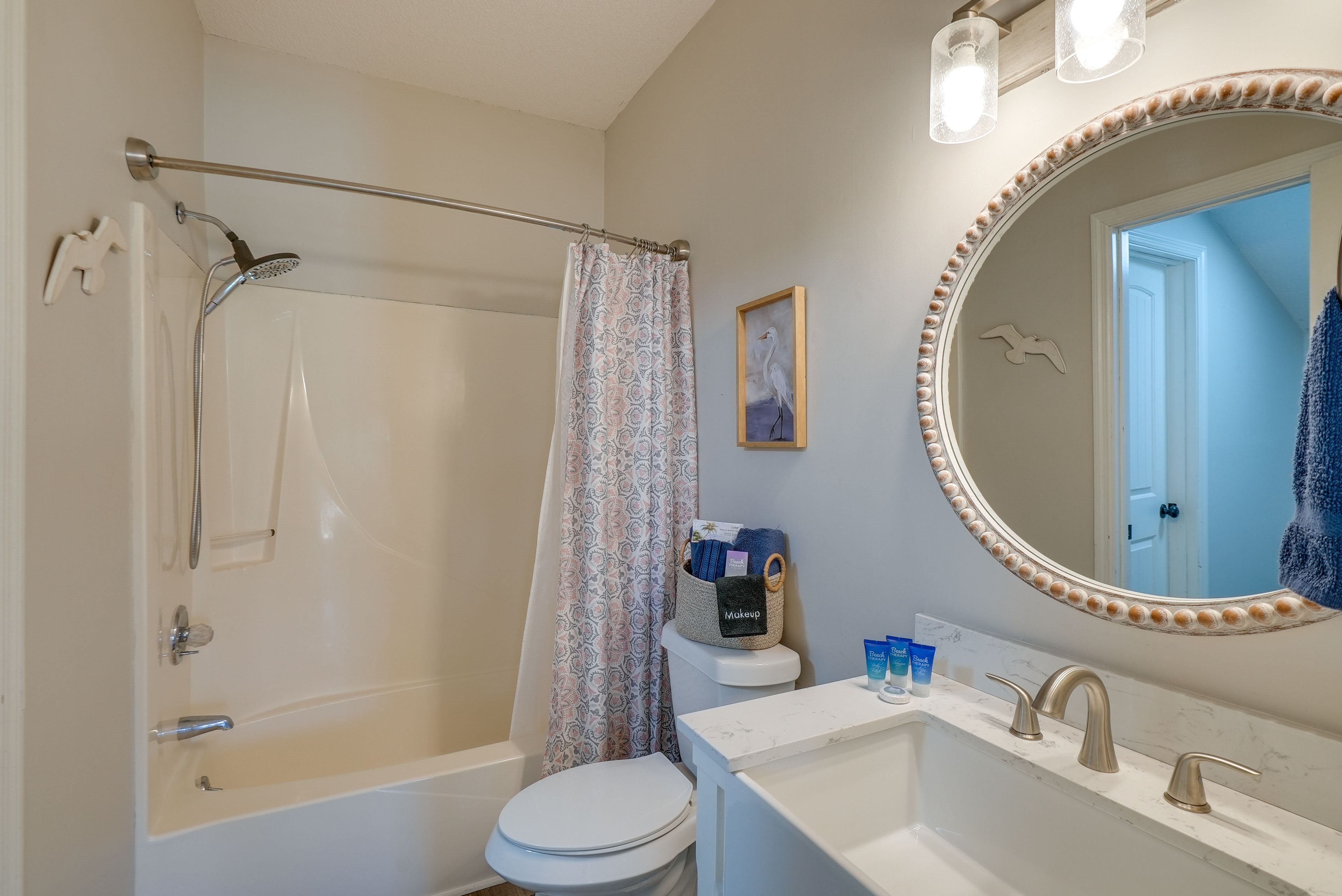 Unit 1 | Full Bathroom | 2nd Floor