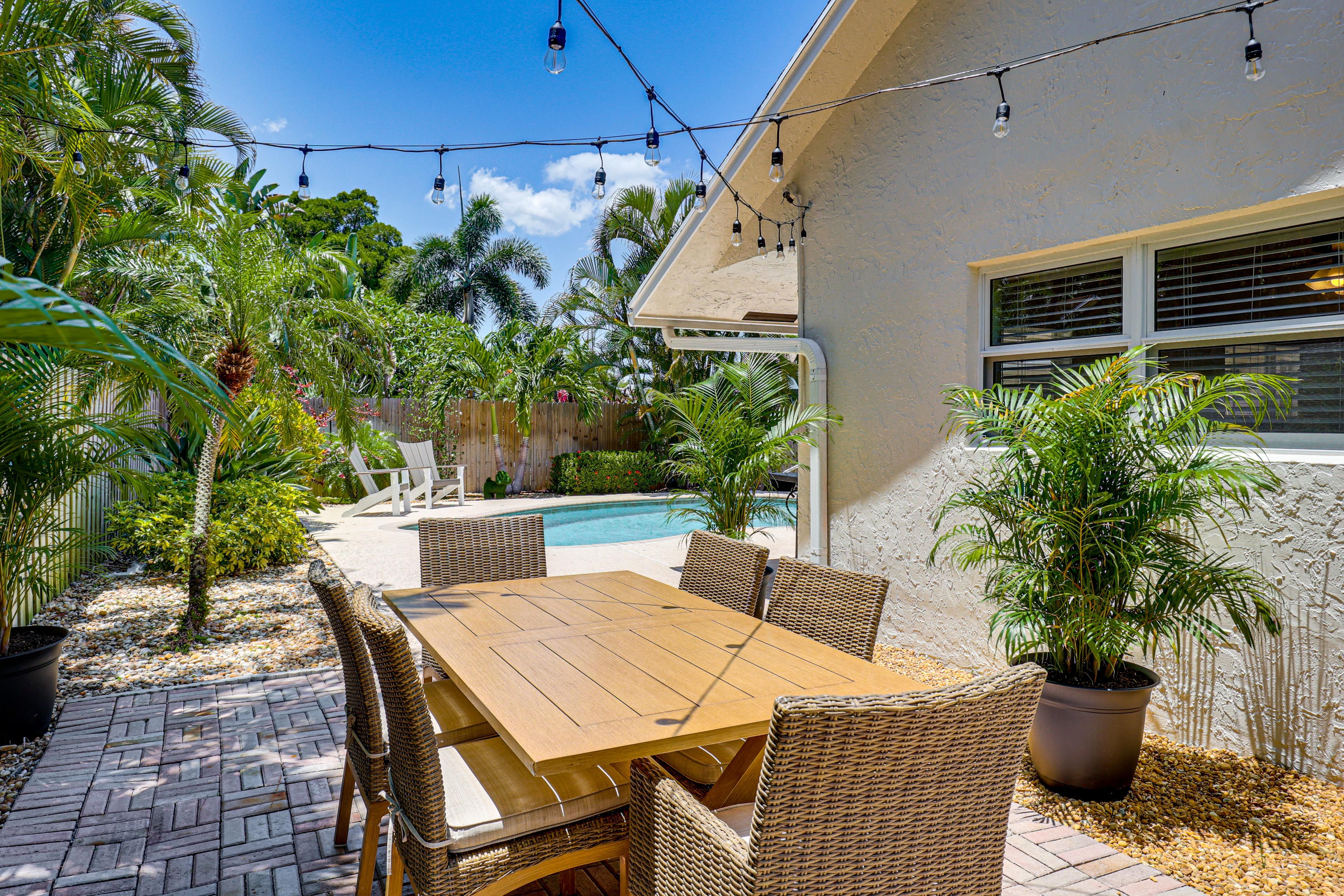 Furnished Patio