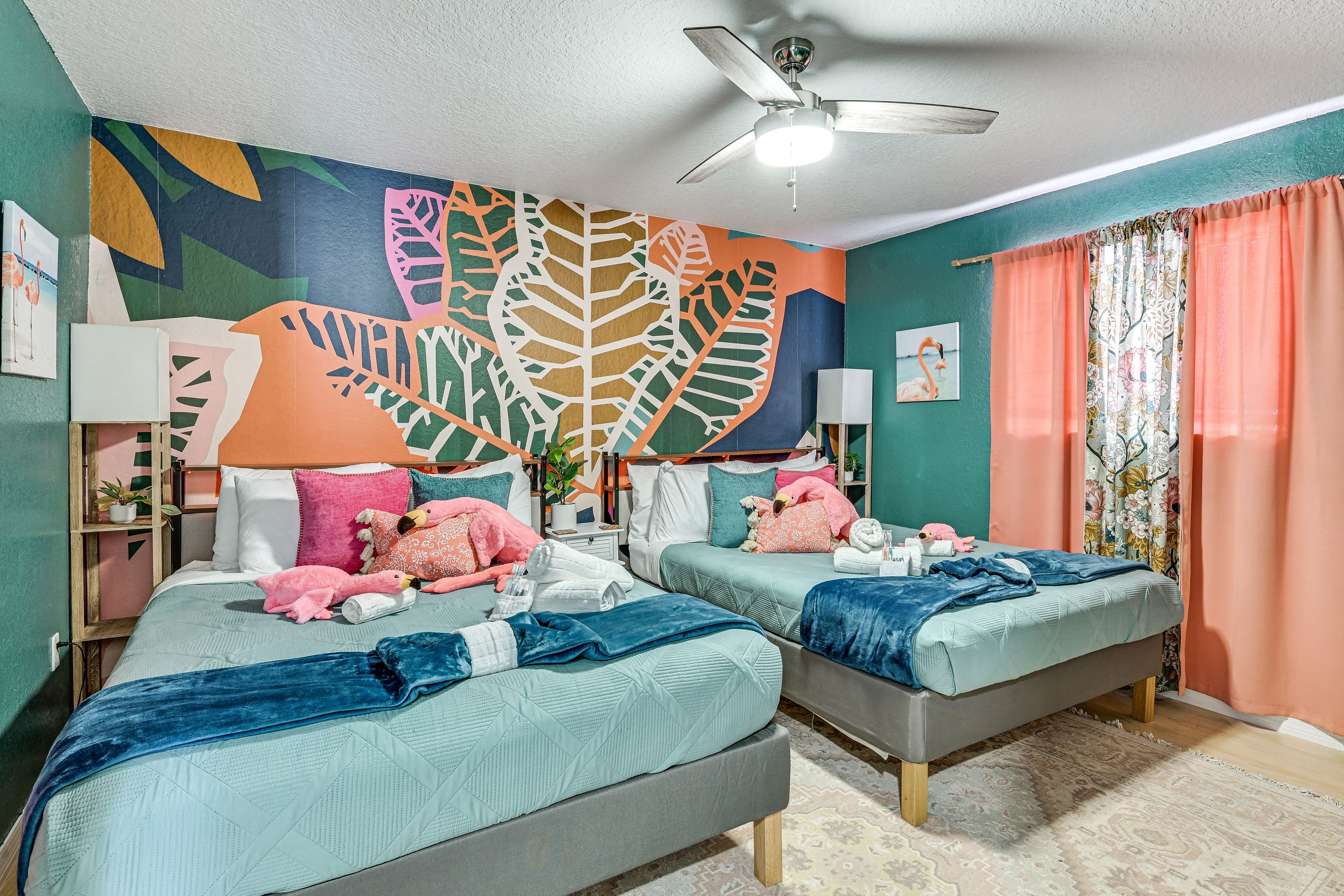 Bedroom 3 | 2 Queen Beds
