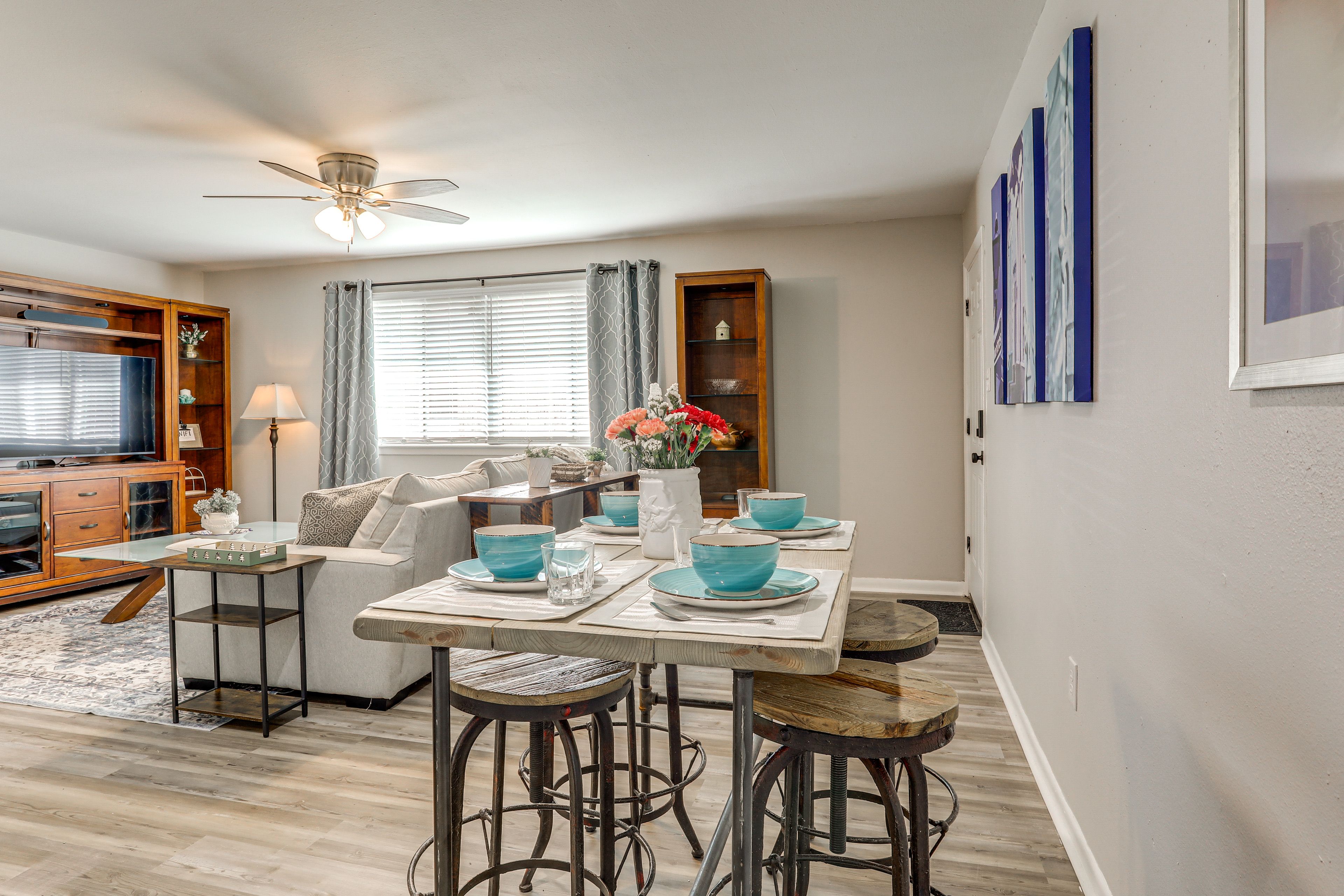 Dining Area (Duplex 2) | Dishes & Flatware Provided