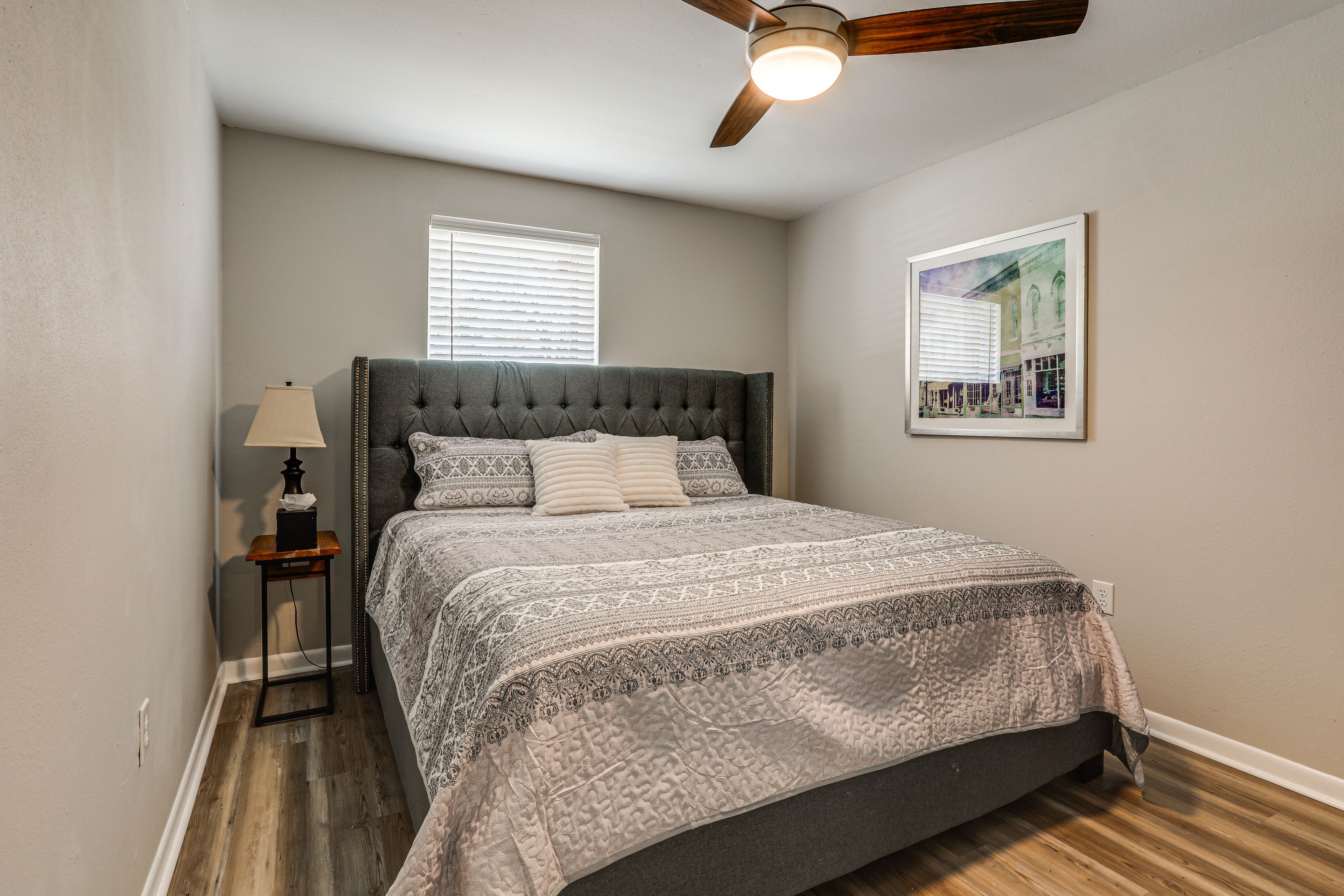 Bedroom 4 (Duplex 2) | King Bed