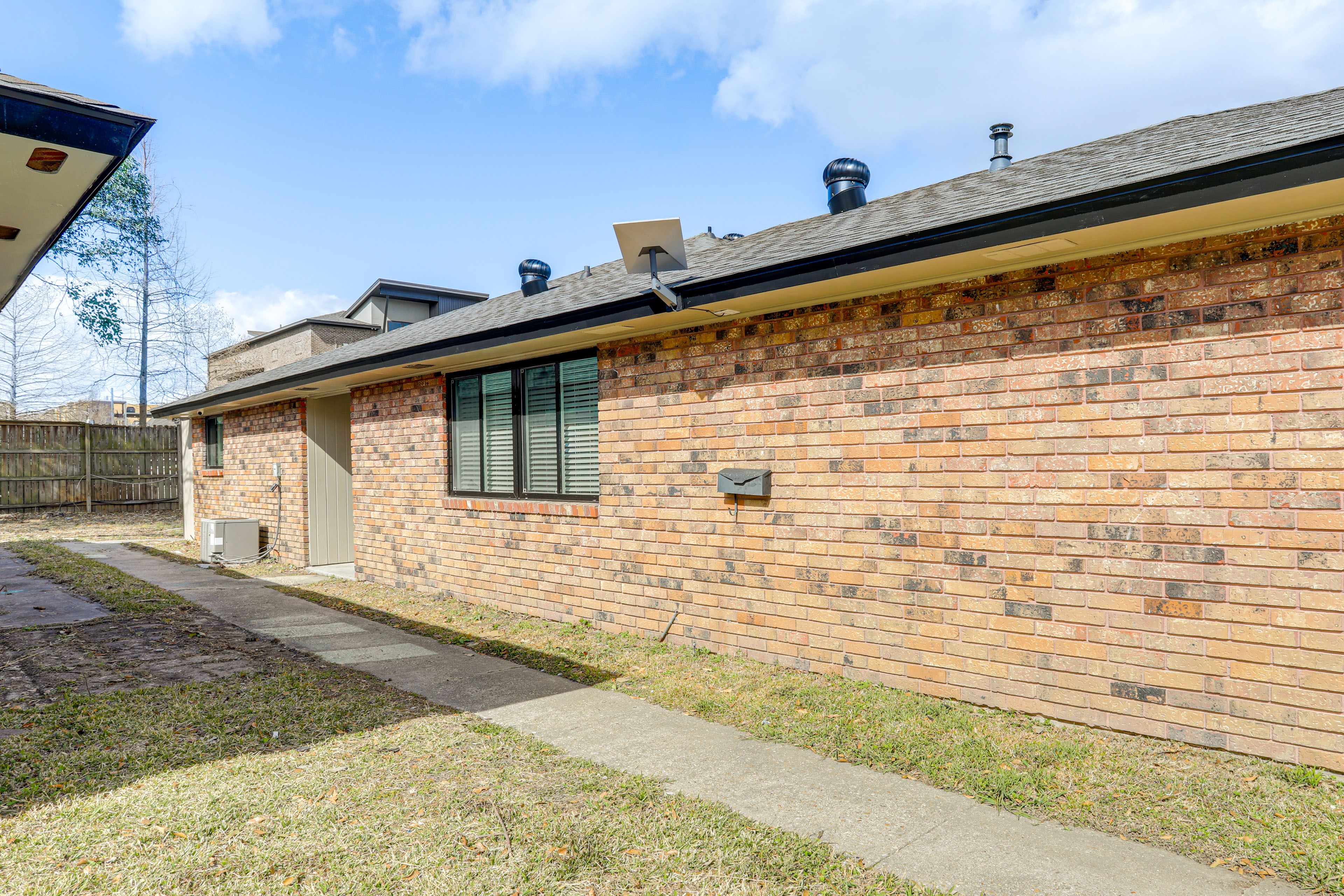 Exterior | Private Yard