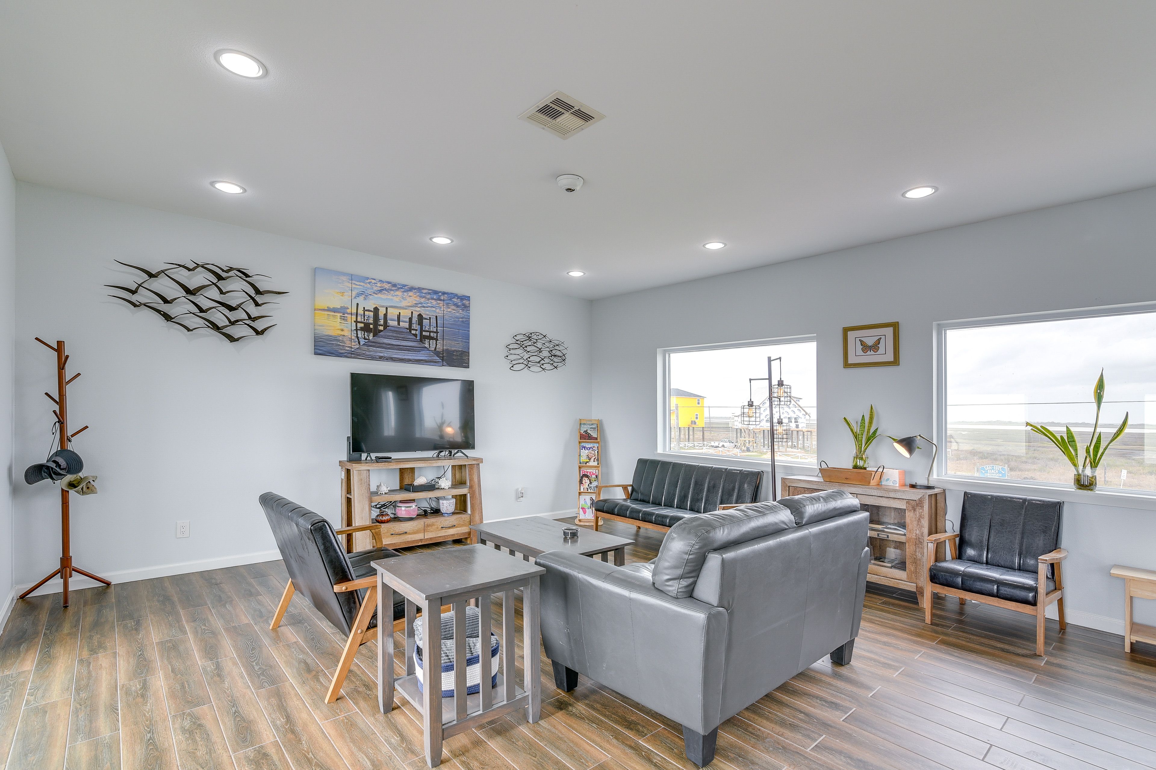 Living Room | Modern Surfside | 1st Floor