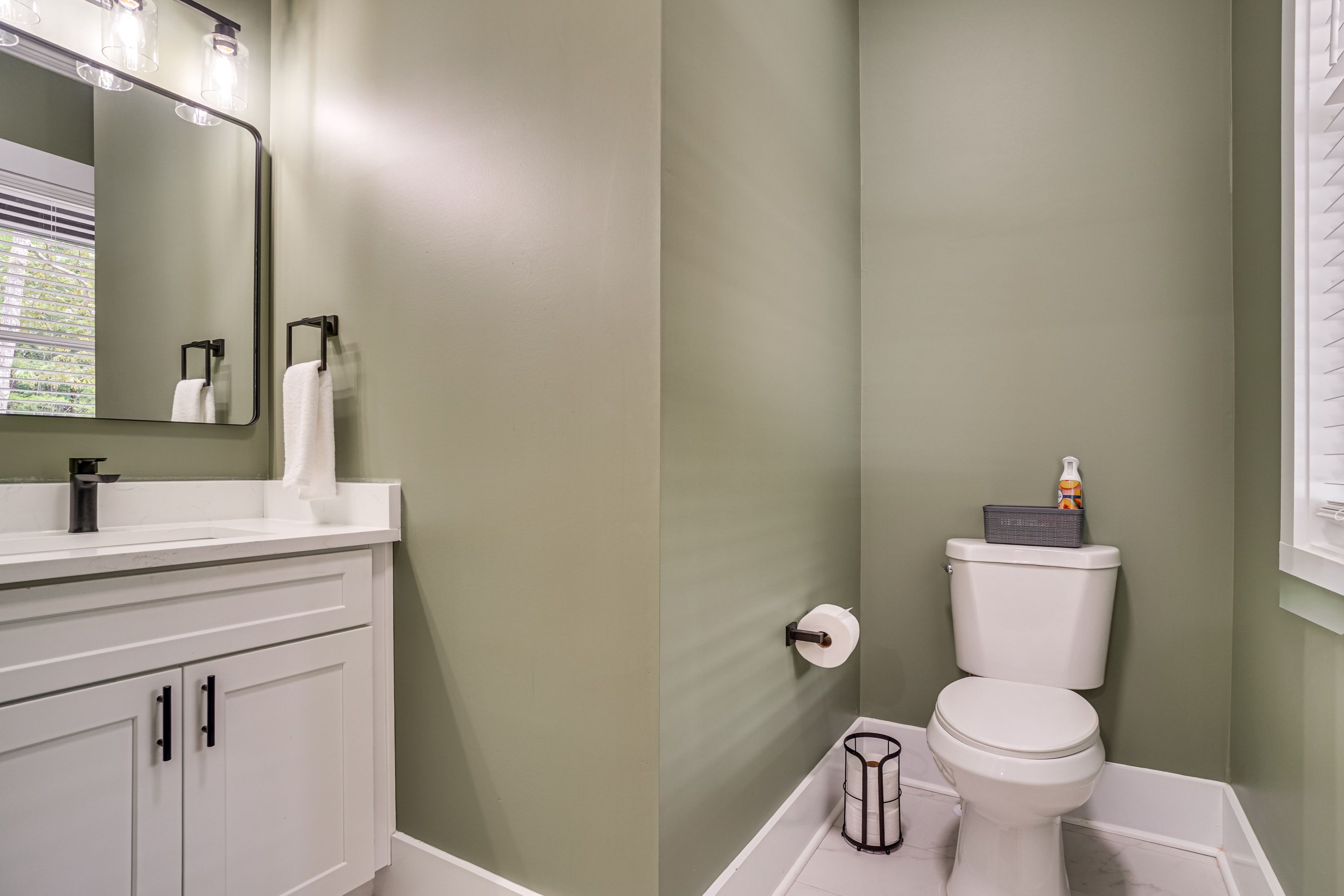 Half Bath | 1st Floor