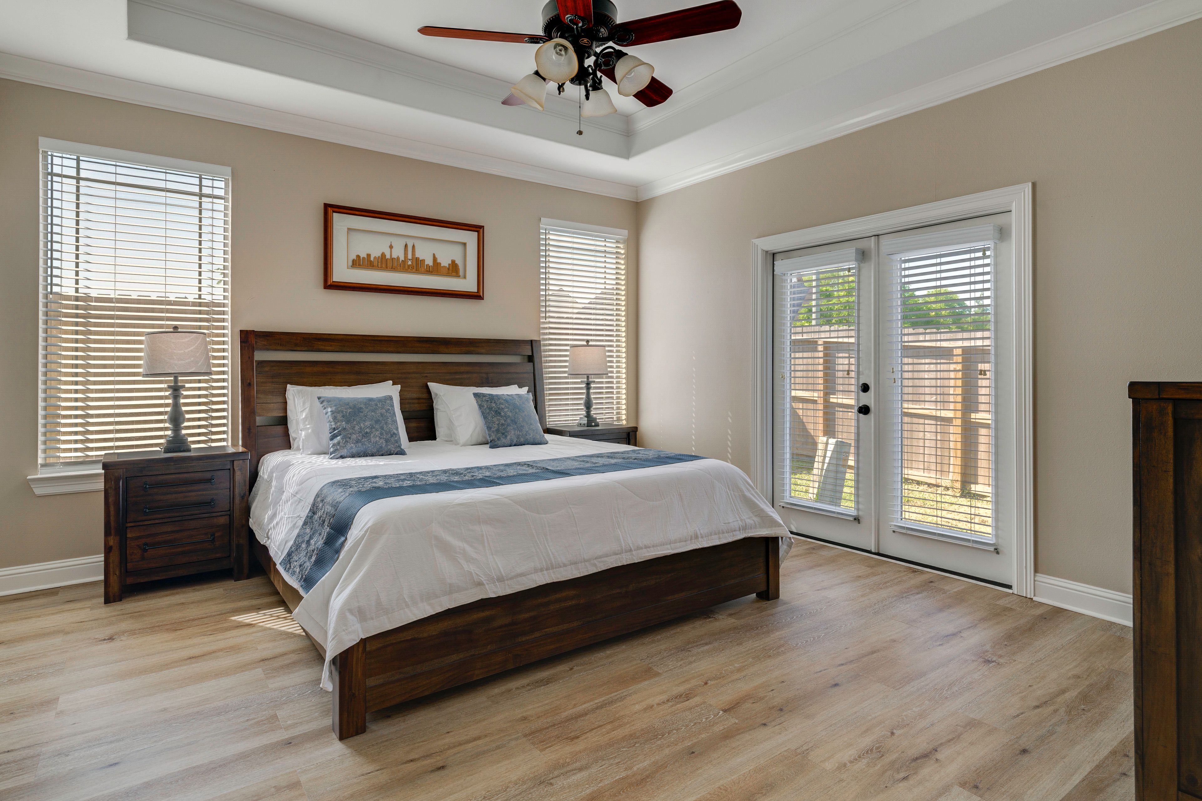Bedroom 1 | King Bed | 1st Floor