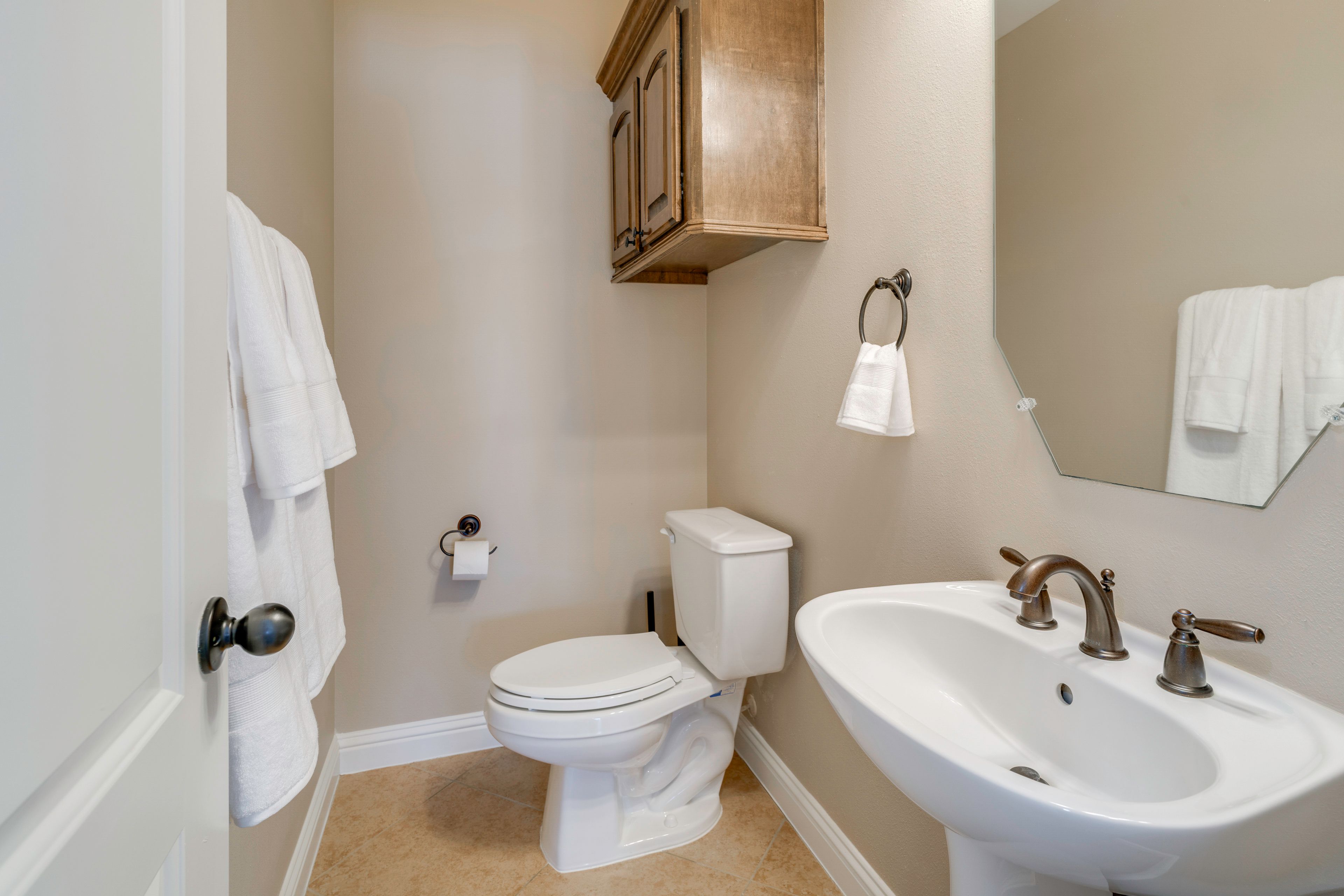 Half Bathroom | 2nd Floor