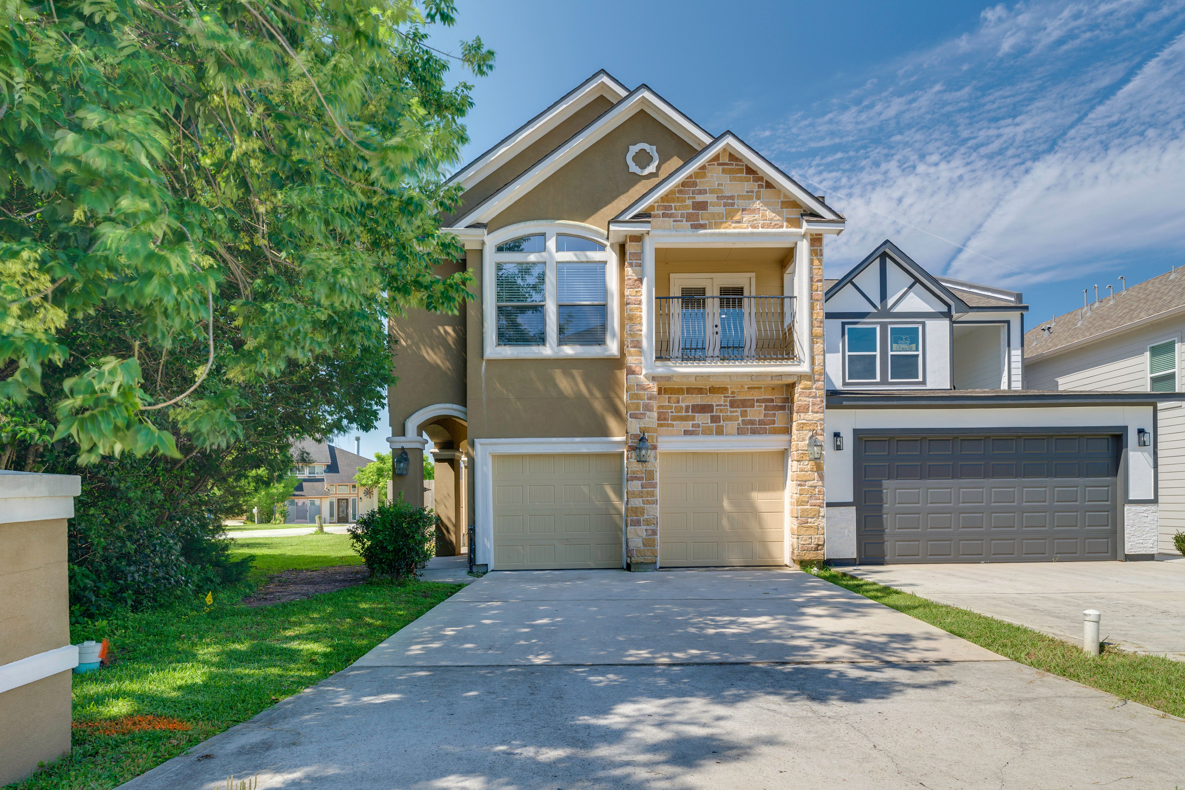 Exterior | 2-Story Townhome