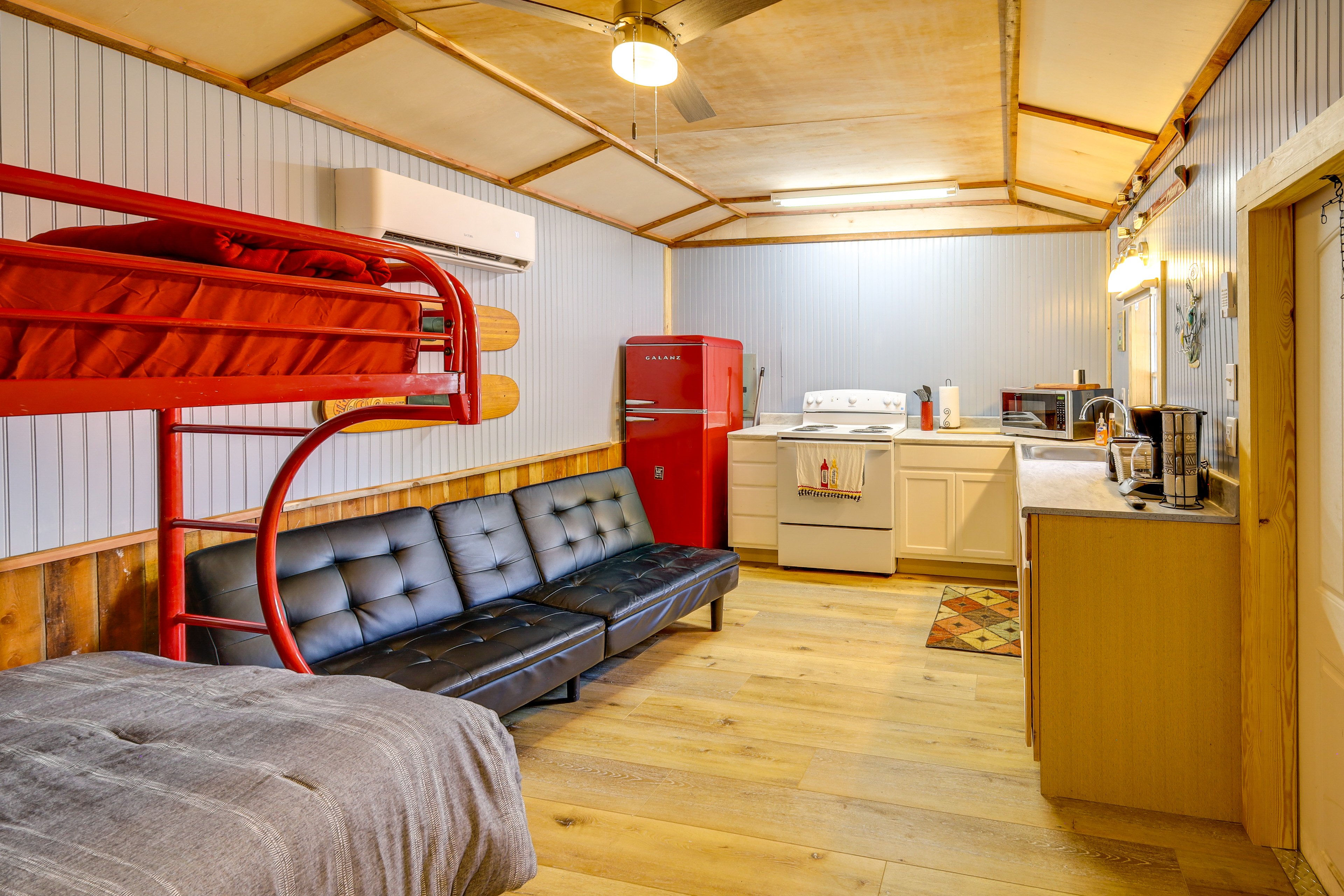 Studio | Interior