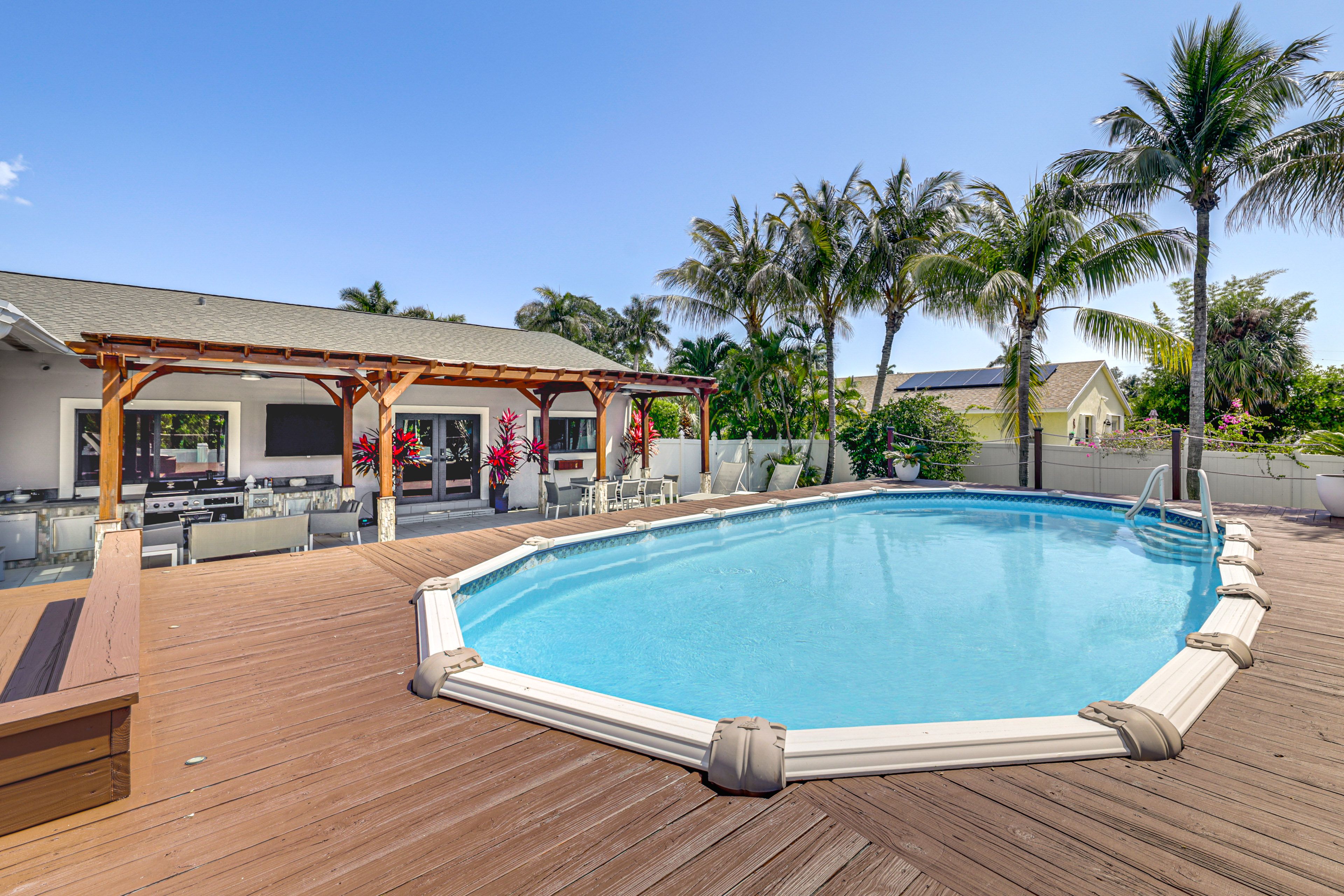 Boynton Beach Vacation Rental | 2BR | 2BA | 1,700 Sq Ft | 2 Steps to Enter