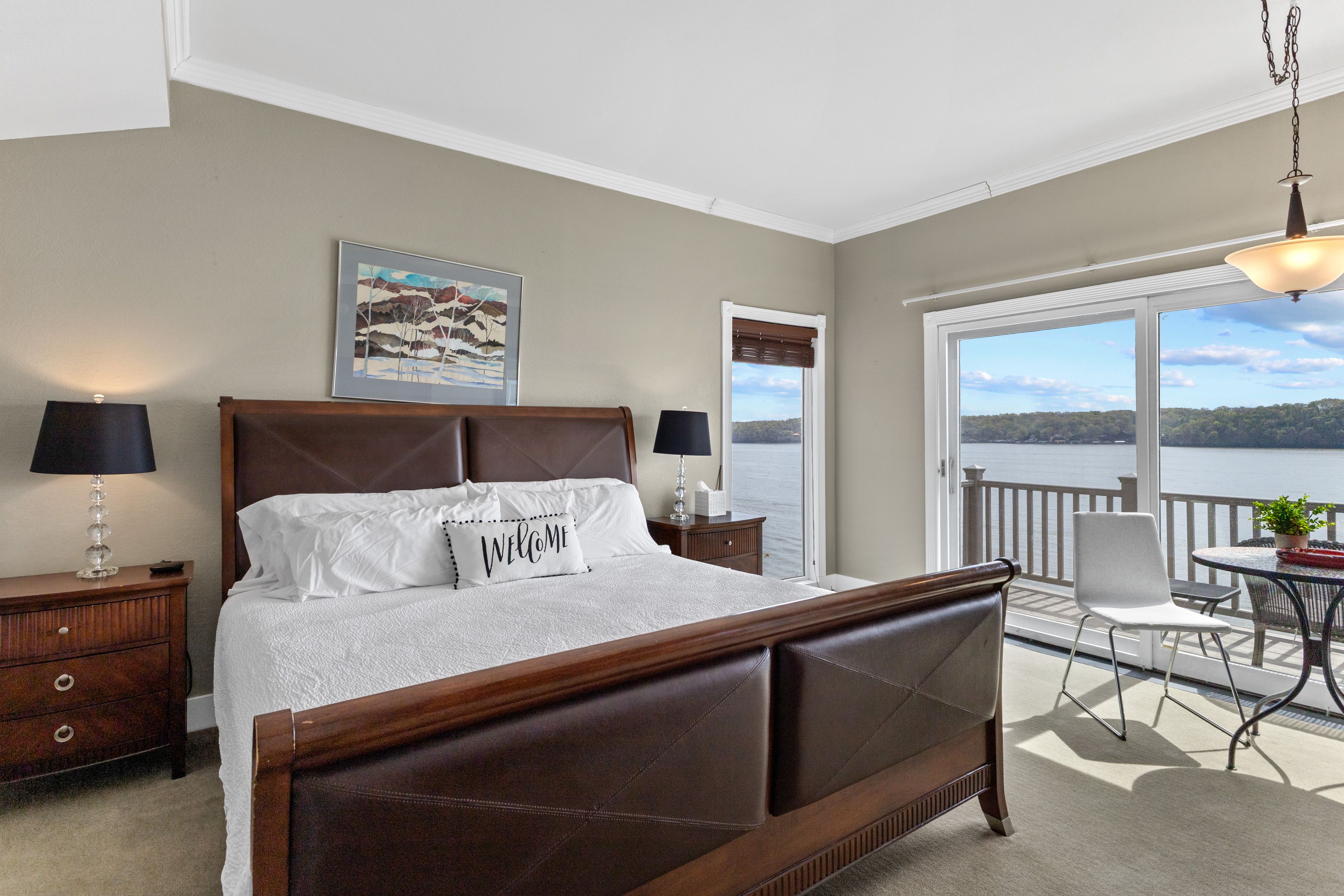 Bedroom 2 | King Bed