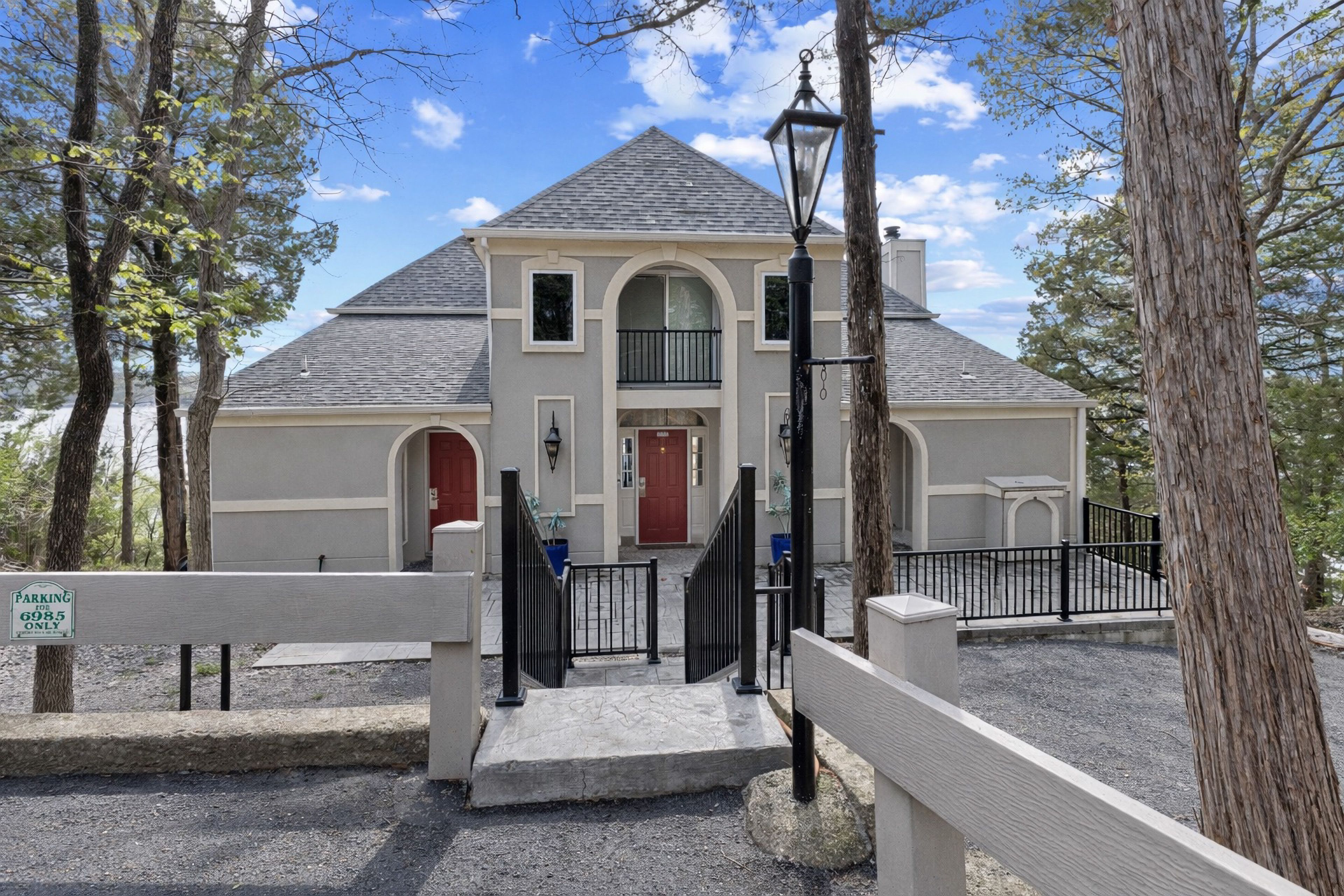 Exterior | Tan-Tar-A Estates | Parking | Driveway (4 Vehicles)