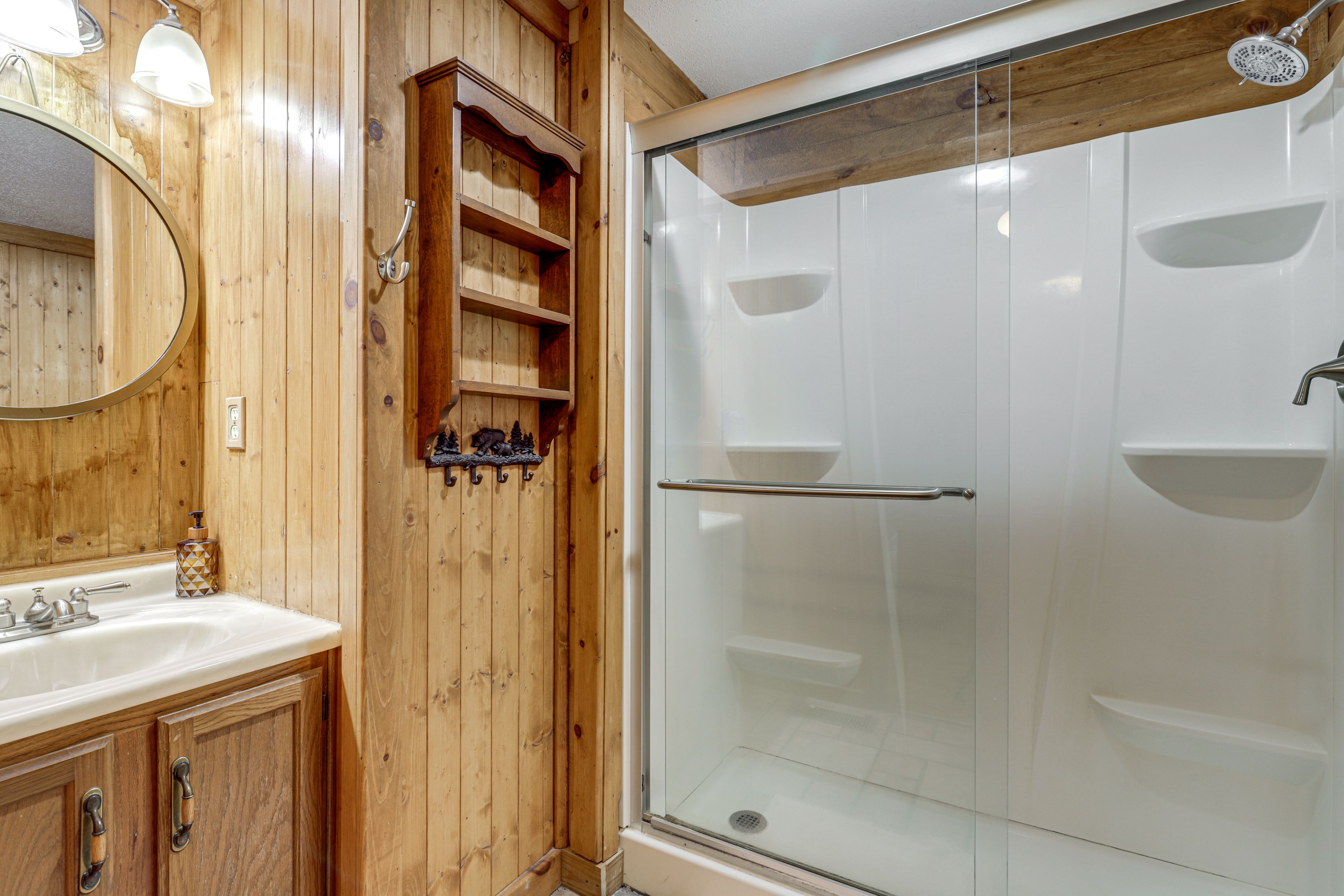 Bathroom | 1st Floor