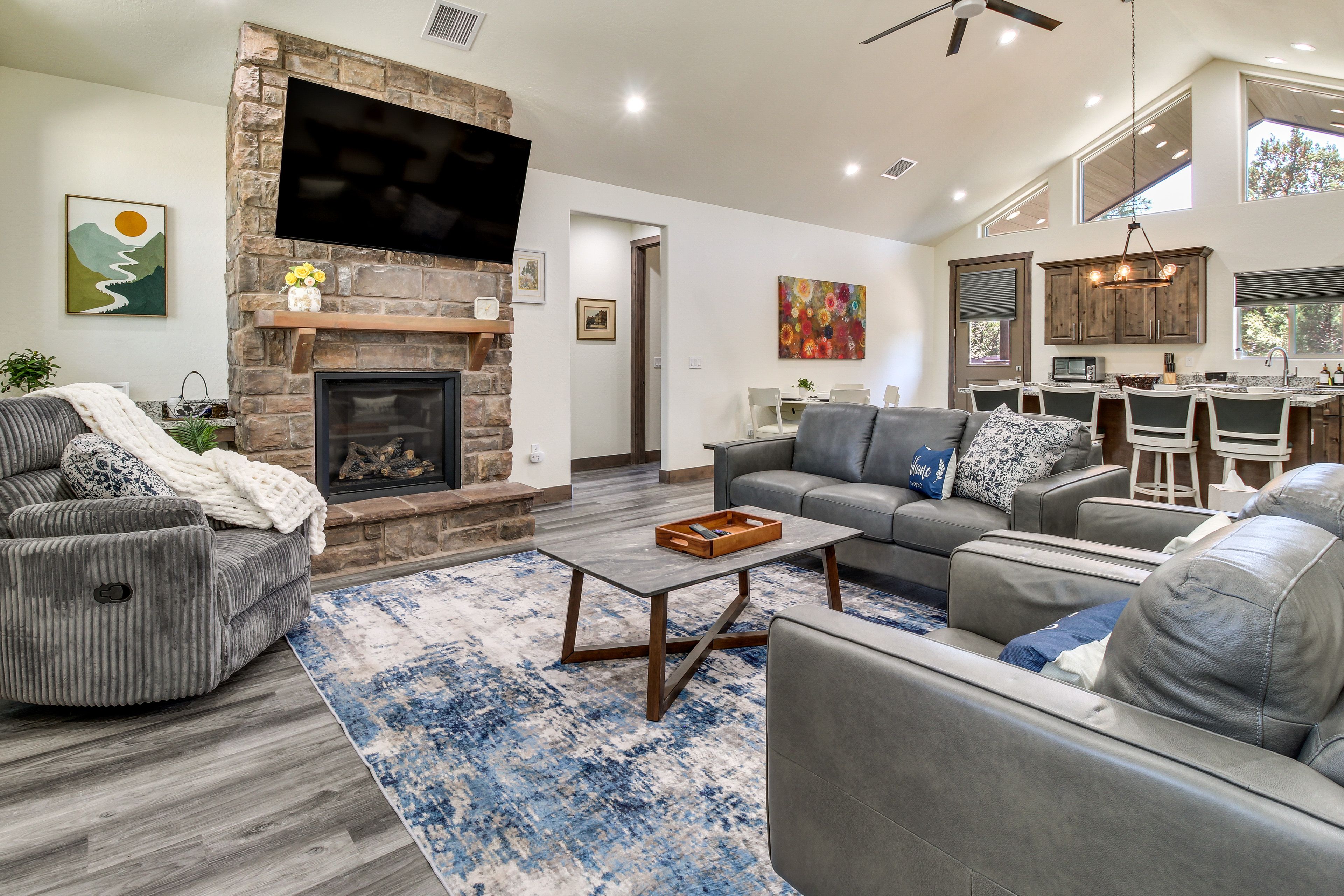 Show Low Vacation Rental | 3BR | 2BA | 1,848 Sq Ft | 5 Steps to Enter