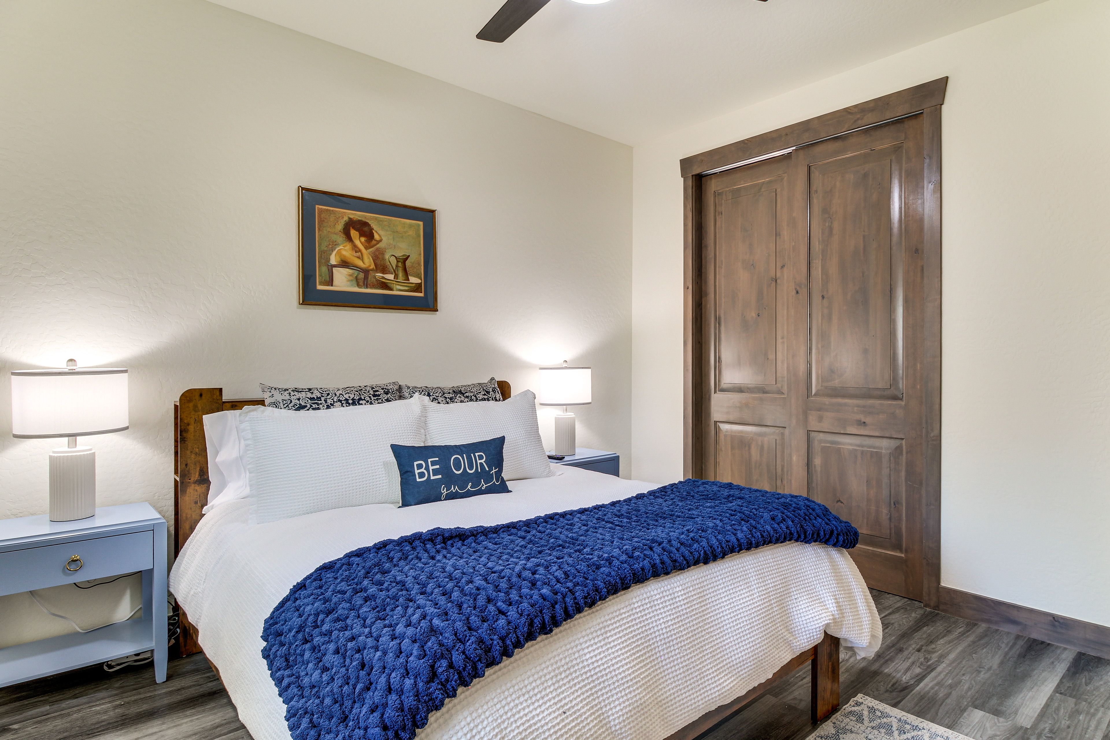 Bedroom 2 | Queen Bed