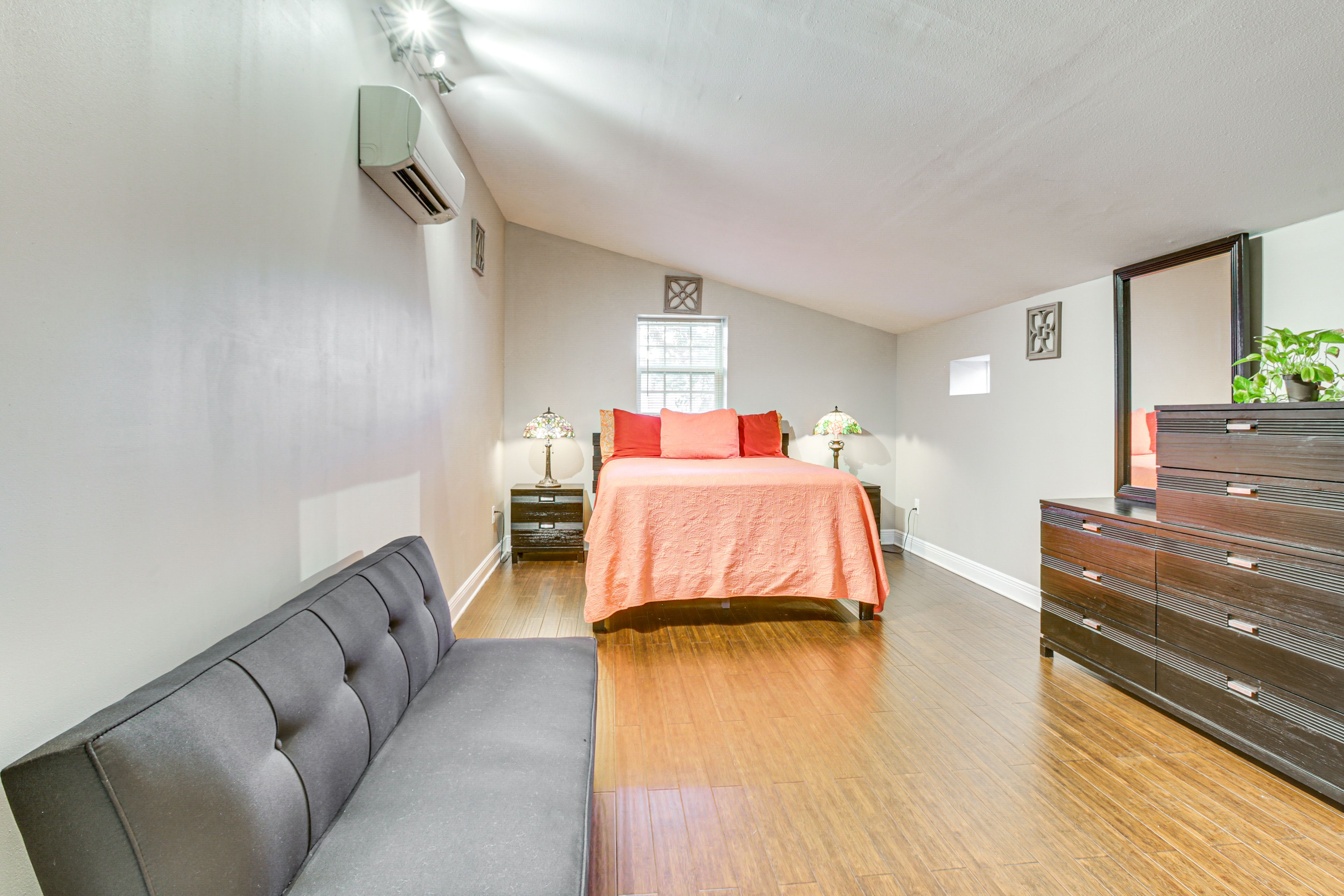 Carriage House | Bedroom 5 | Queen Bed