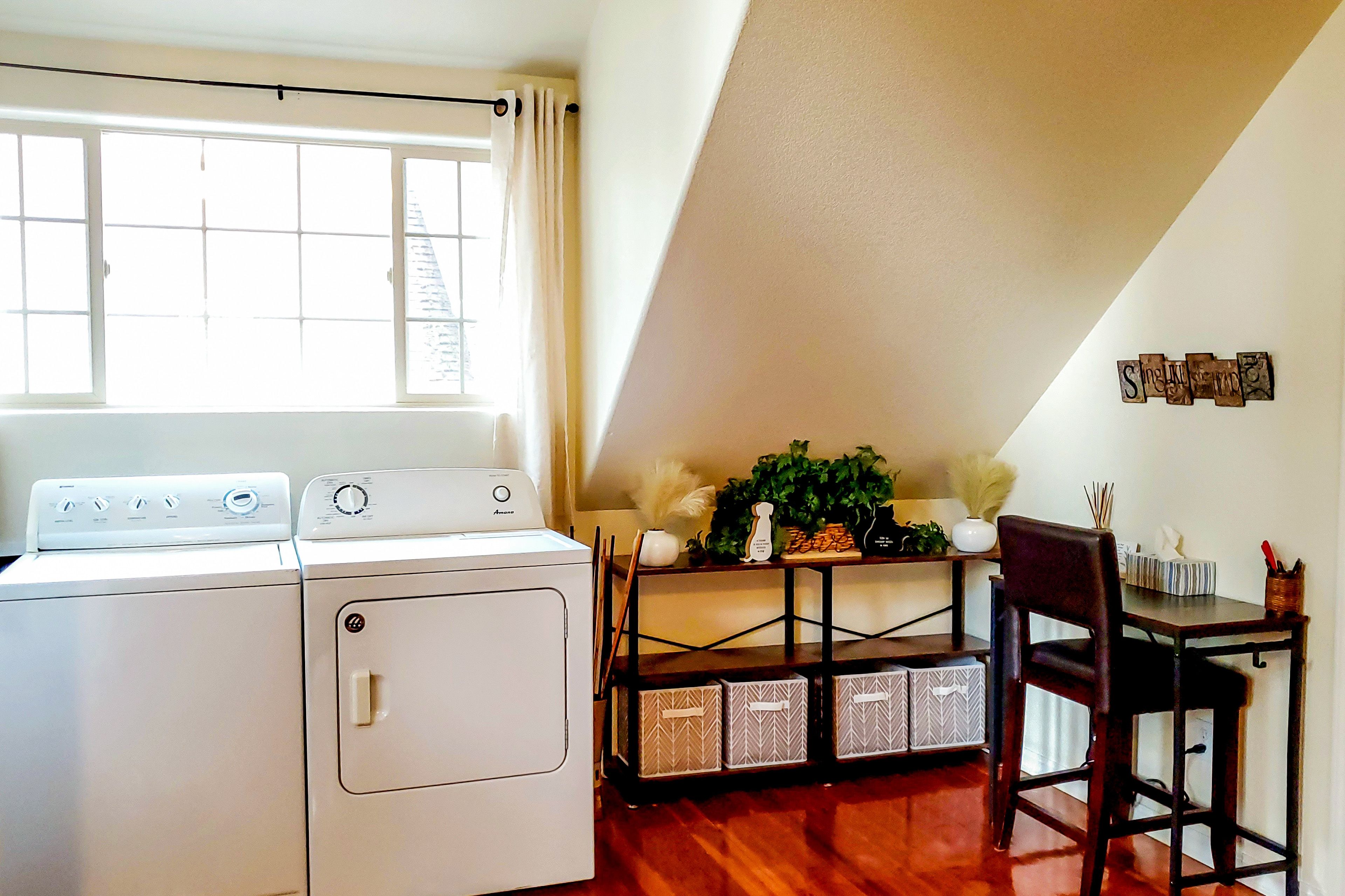 Washer & Dryer | Upper Level