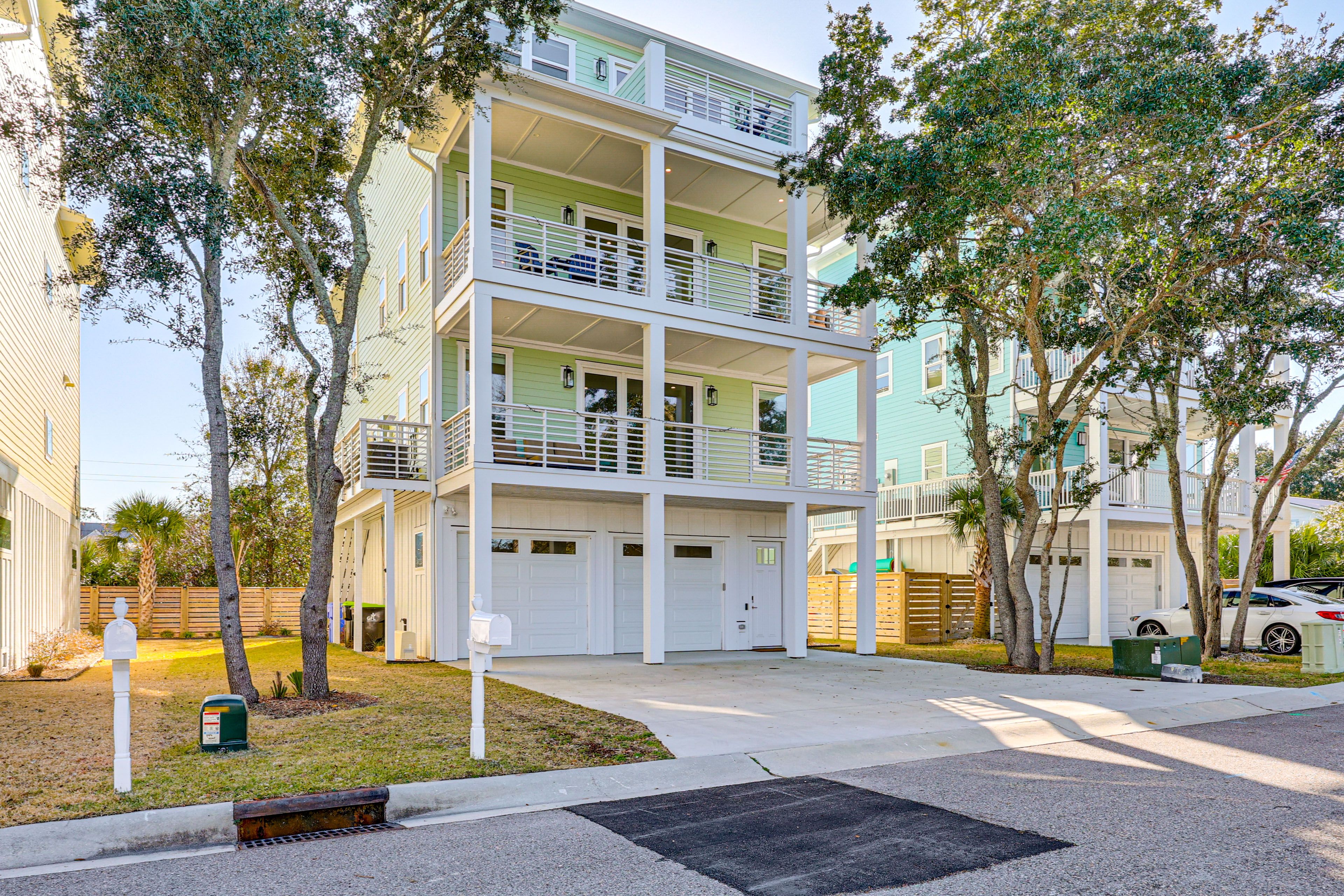 Carolina Beach Vacation Rental | 8BR | 8 Full BA | 2 Half BA | 6,486 Sq Ft