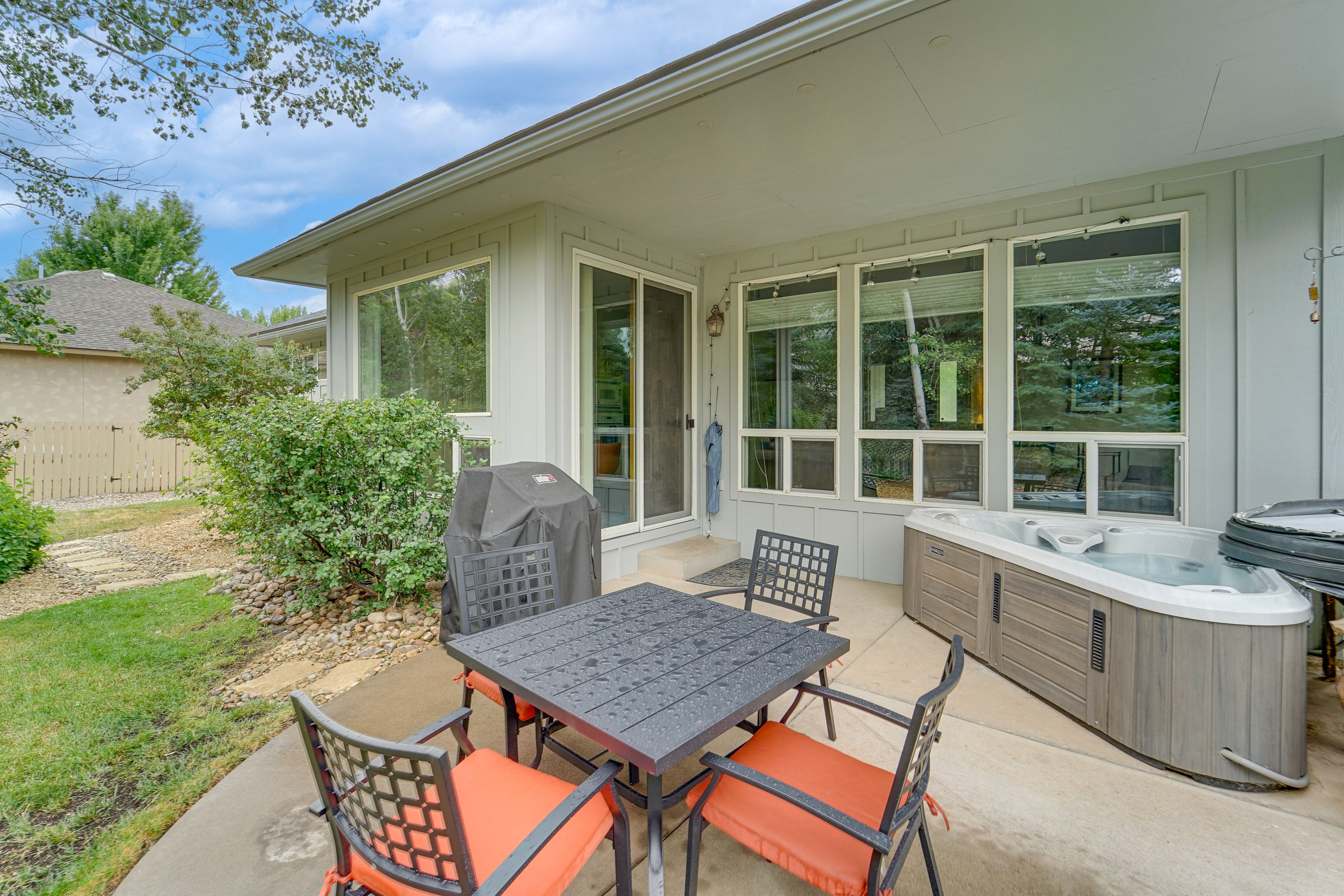 Private Patio | Hot Tub | Grill | Outdoor Dining