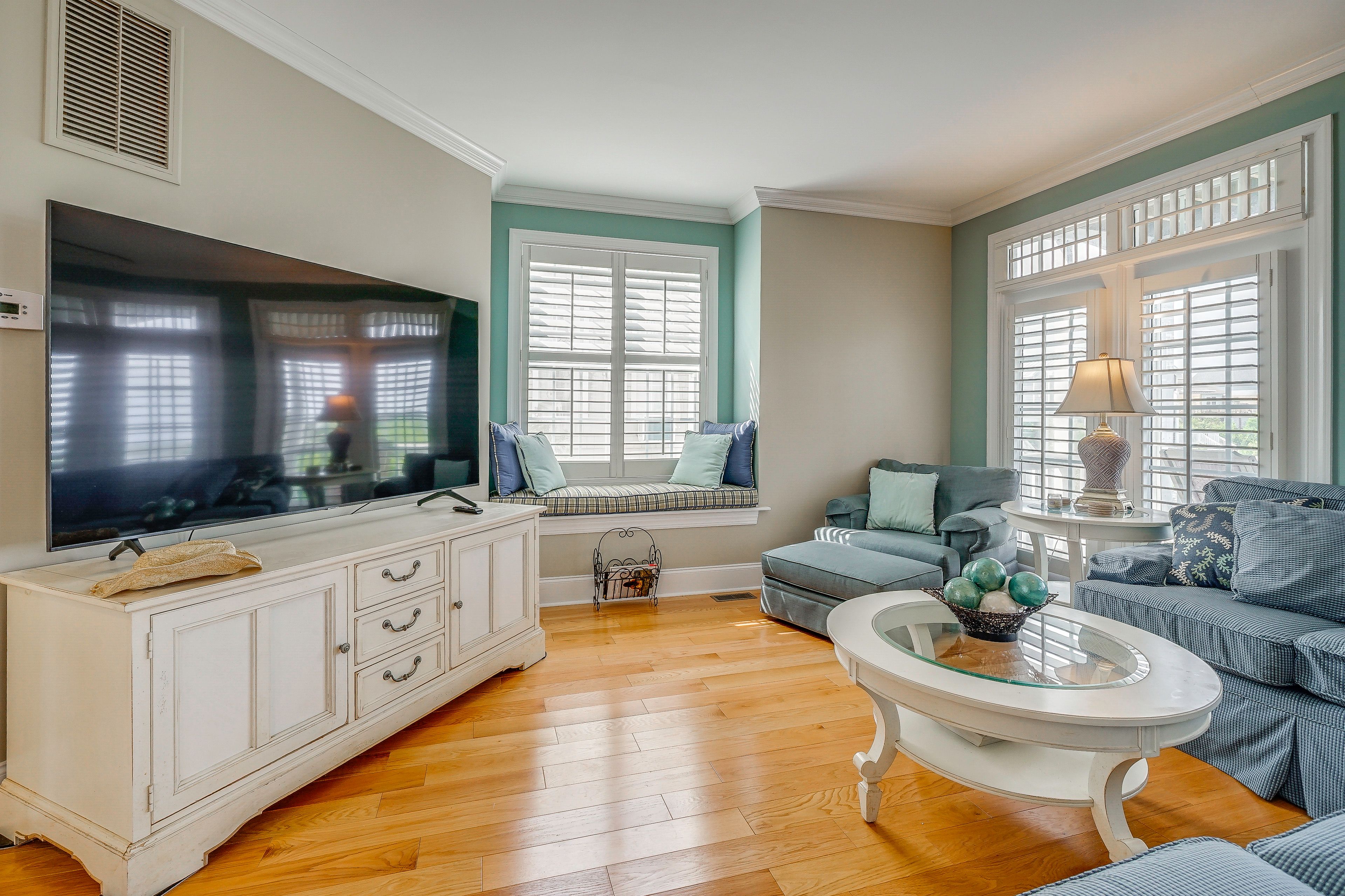 Family Room | Main Floor