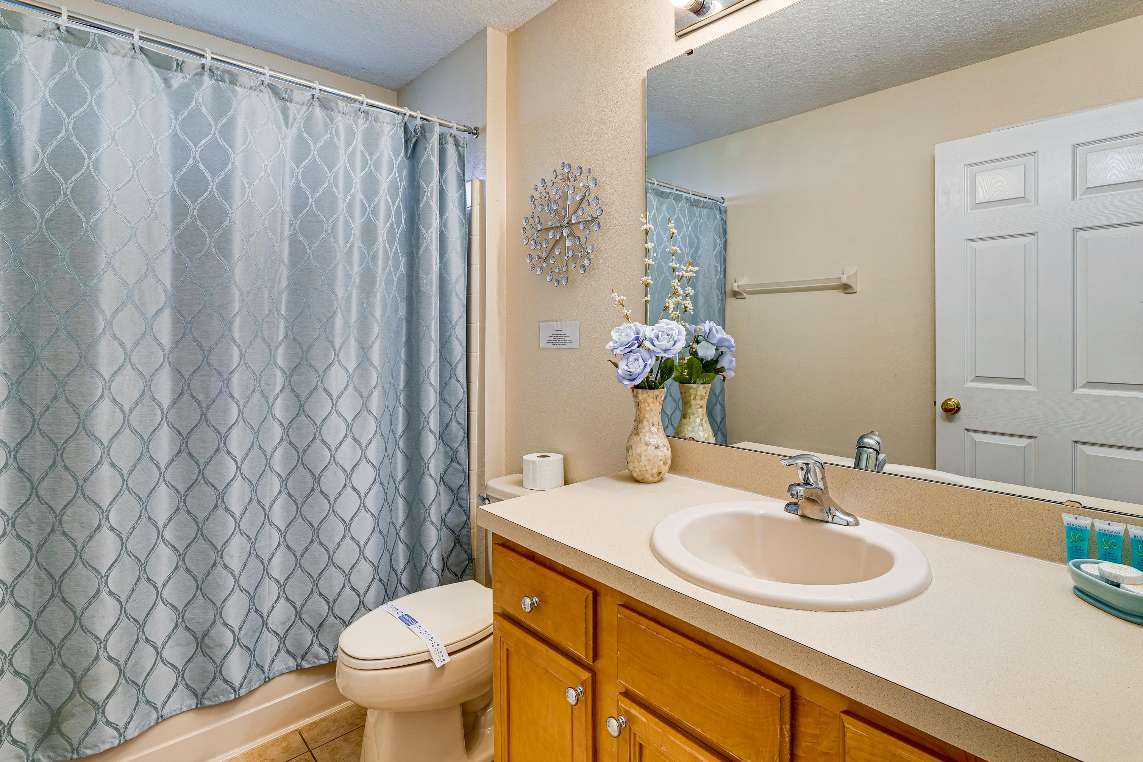 Full Bathroom