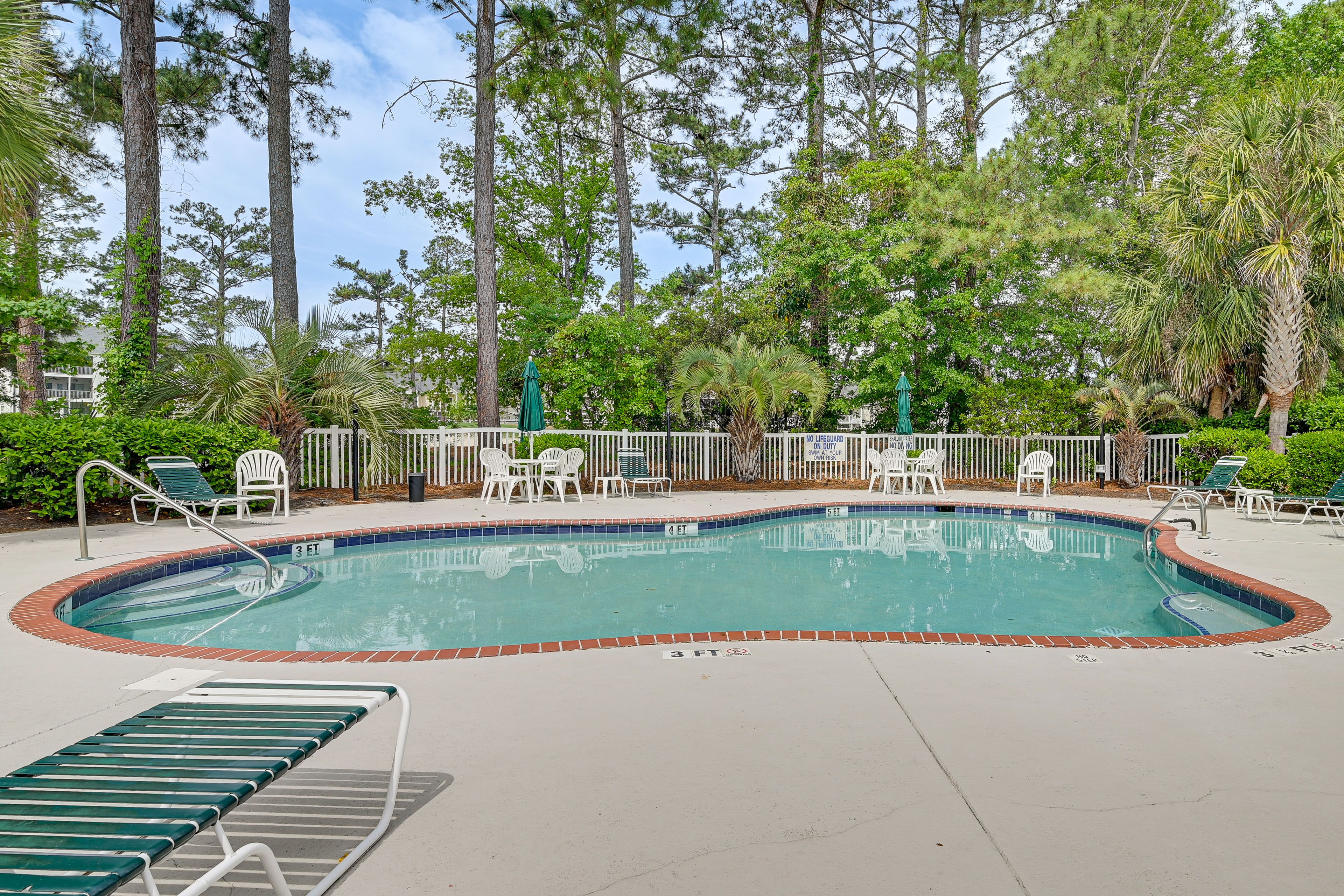 Riverwalk at Arrowhead Amenities