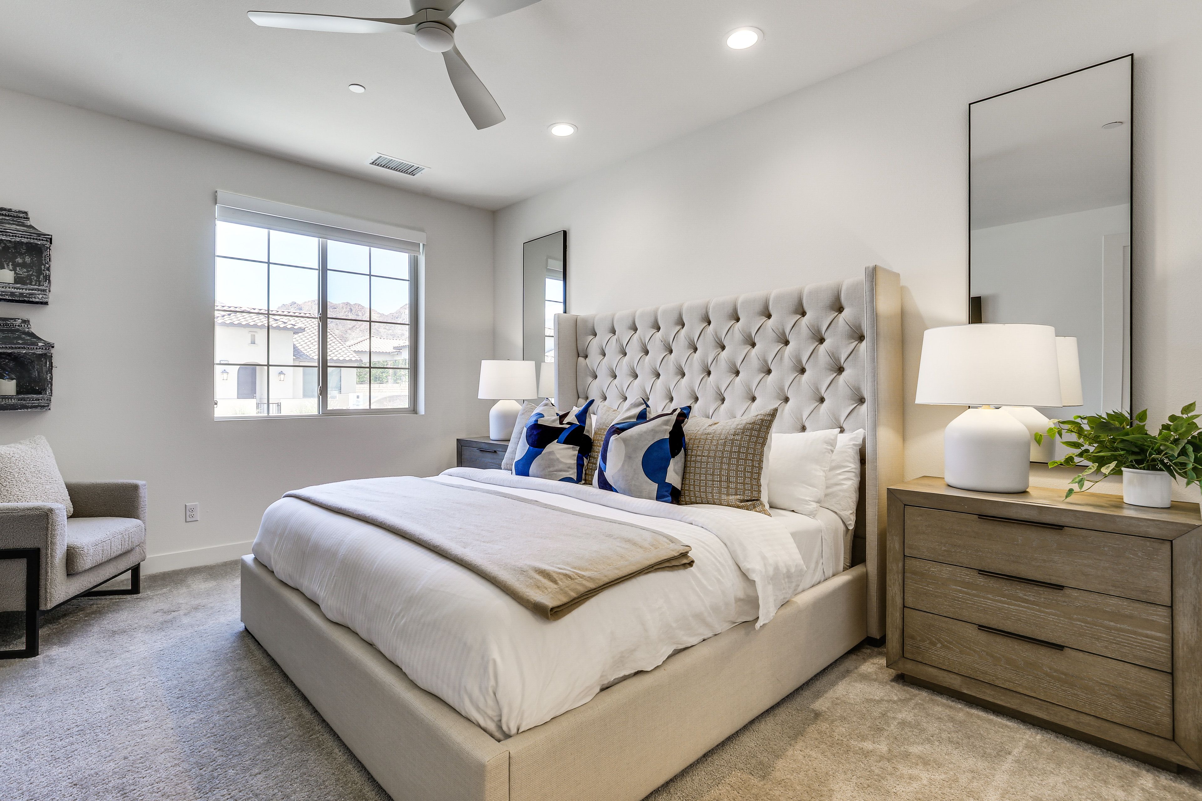 Bedroom 1 | King Bed