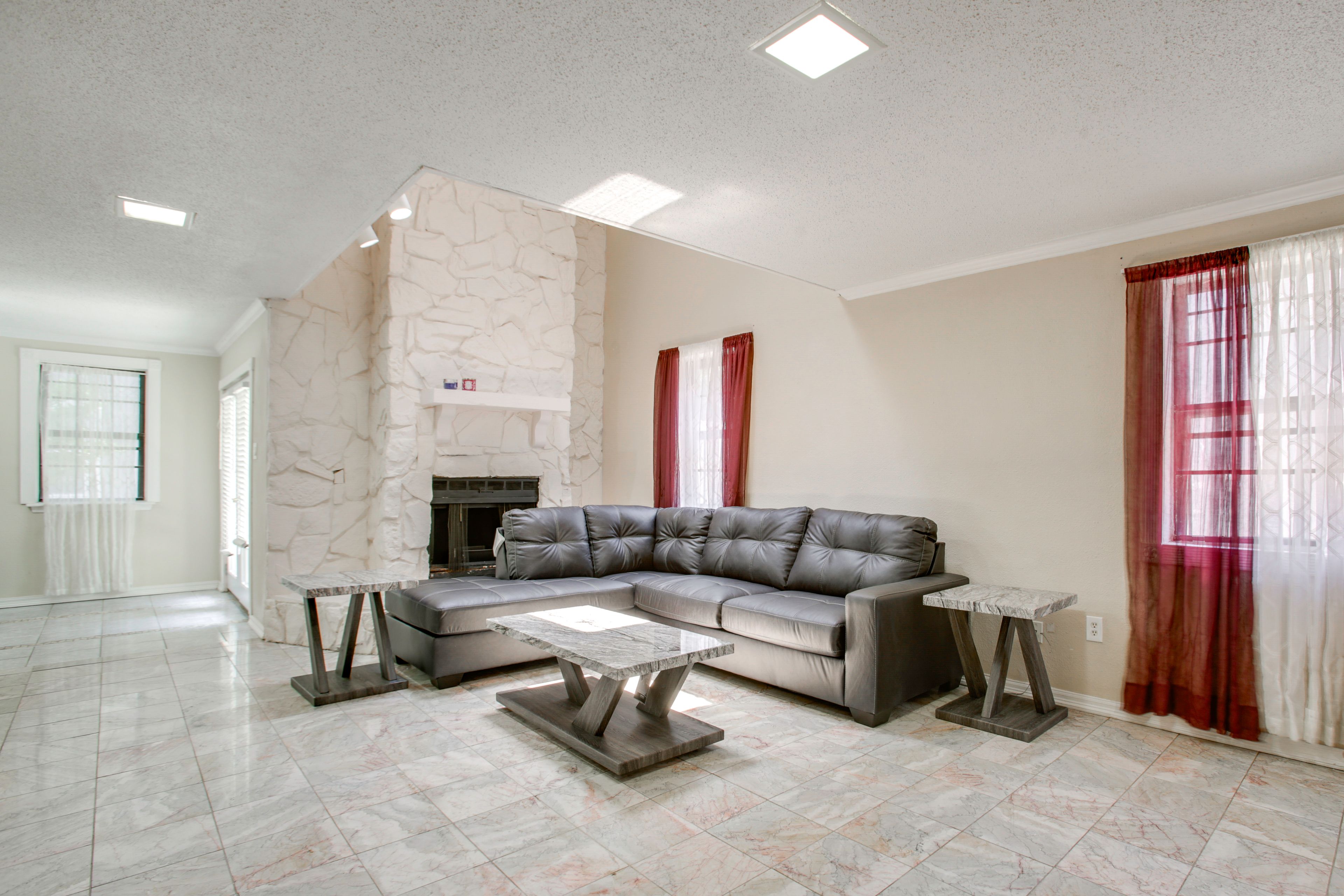 Kenner Vacation Rental | 3BR | 2.5BA | 1,450 Sq Ft