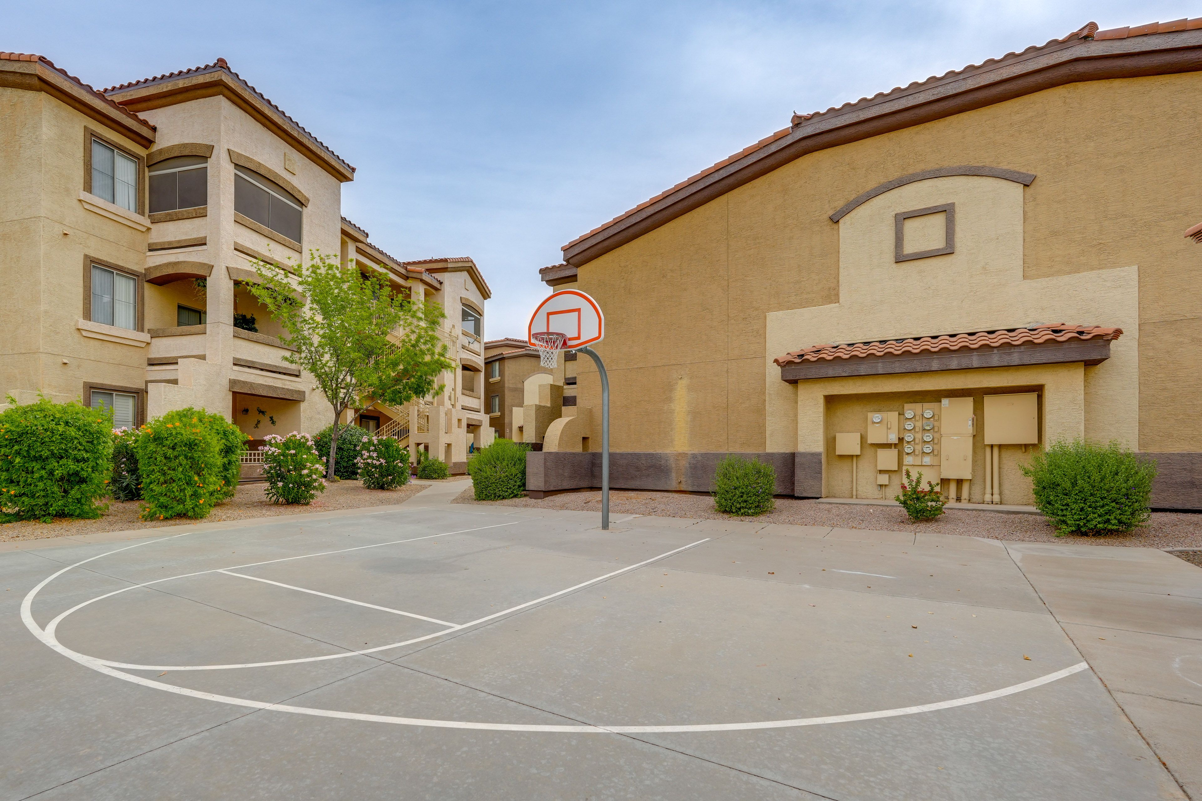 Coyote Landing Condos | Community Amenities